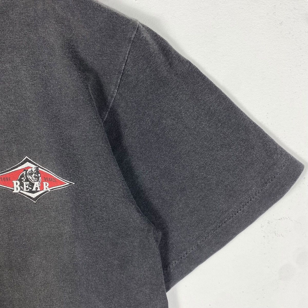 Vintage Vintage 90's BEAR SURFBOARDS Rasta Stickman Graphic Surf Tee Size US M / EU 48-50 / 2 - 4 Thumbnail