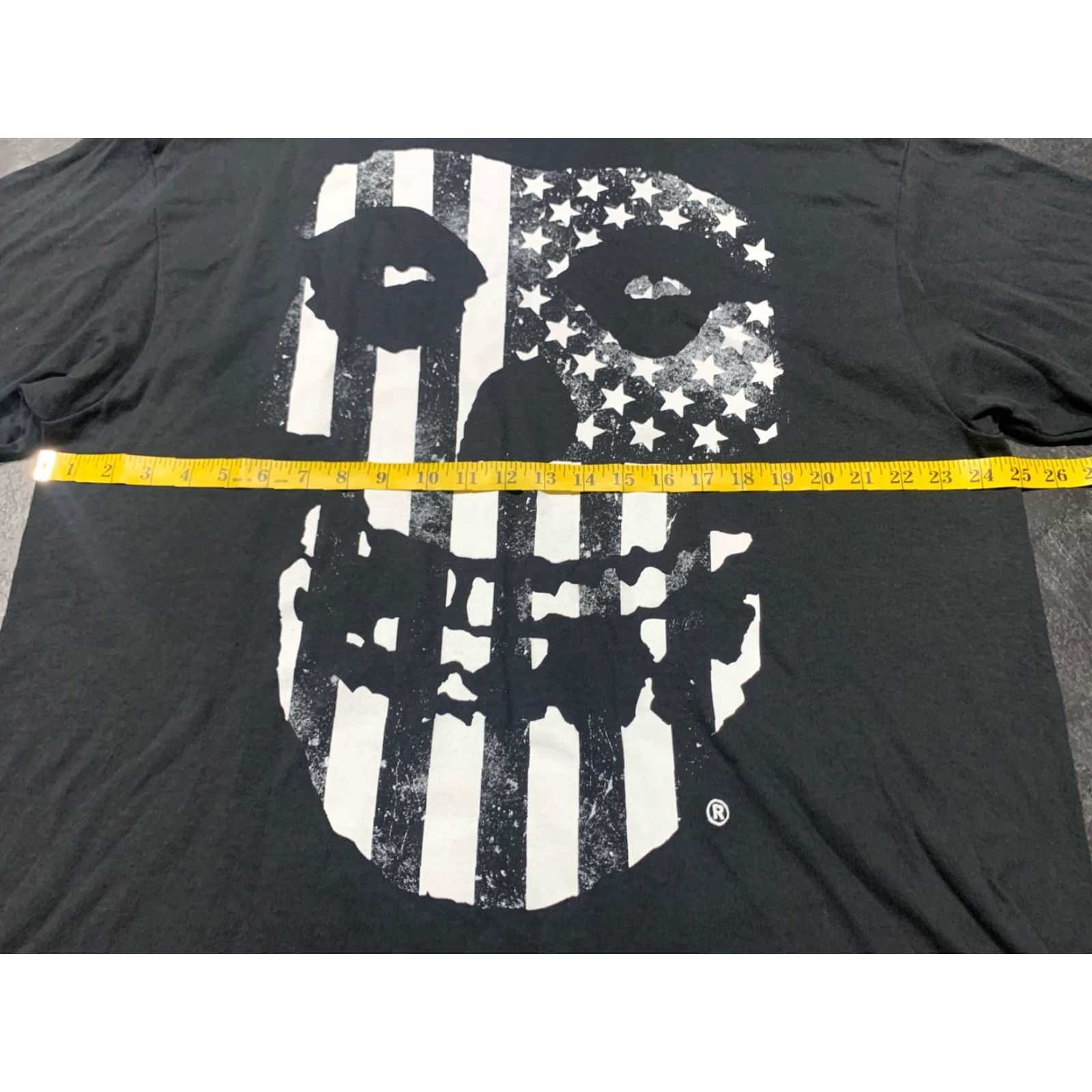 Vintage MISFITS T-Shirt Graphic 2XL Black Short Sleeve Round Neck Art Danzig Skeleton American Flag Men Size US XXL / EU 58 / 5 - 4 Thumbnail