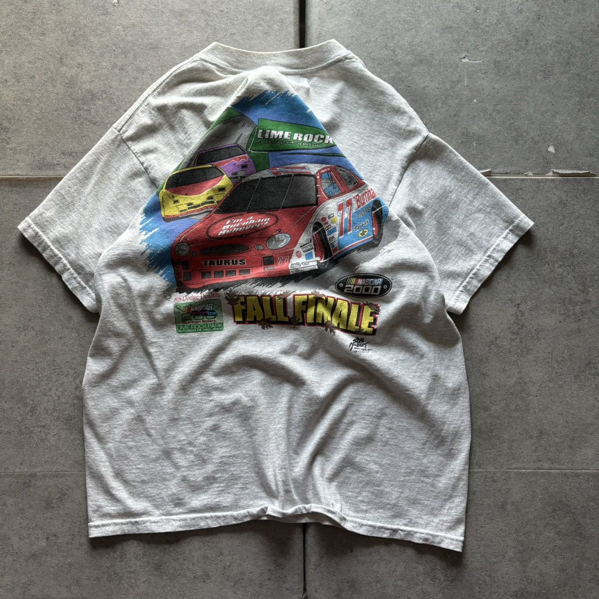 Gildan Vintage white dodge nascar 200 car racing tshirt Size US L / EU 52-54 / 3 - 1 Thumbnail