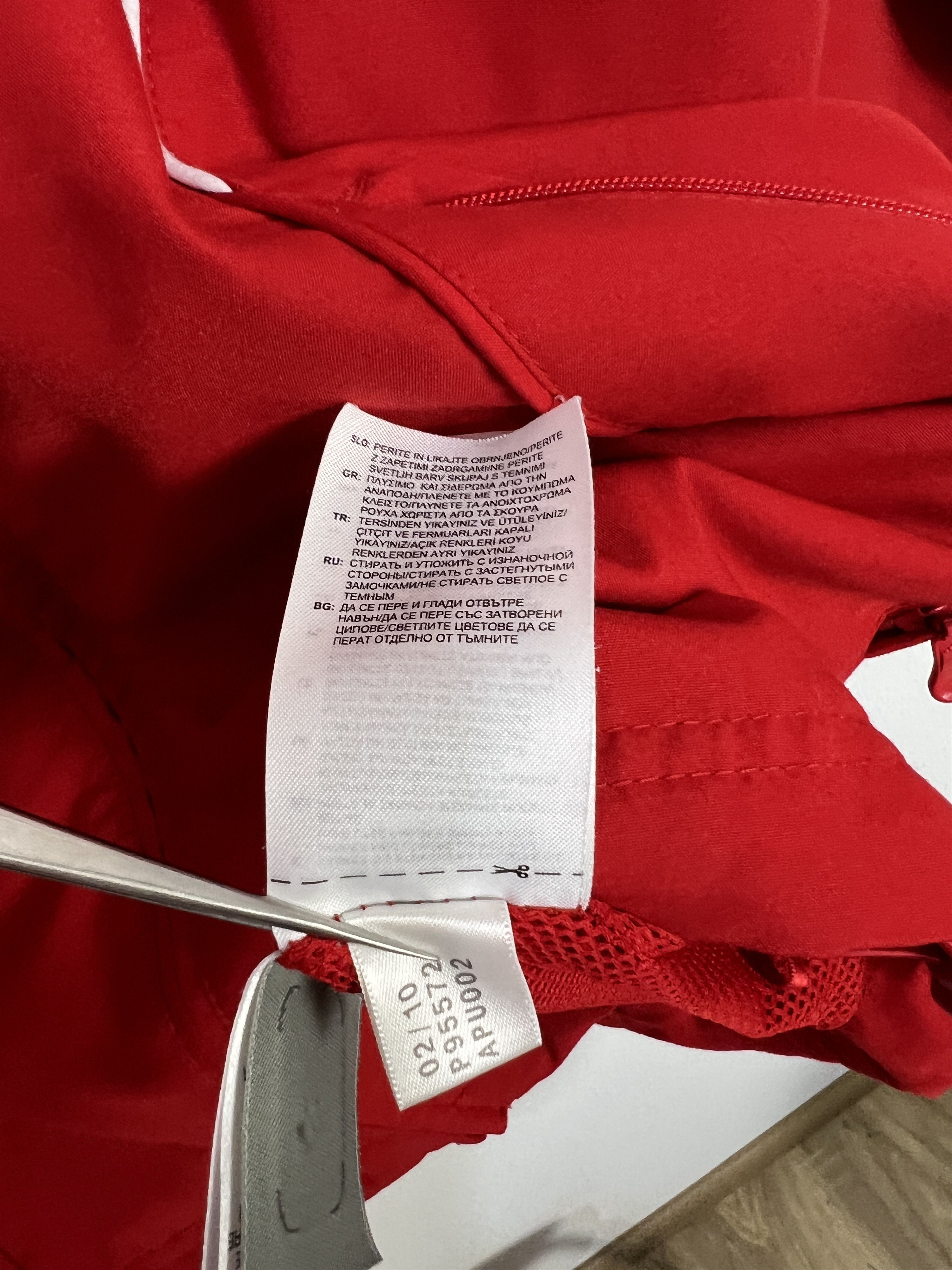 Adidas Vintage Adidas Liverpool Football Jacket Soccer Track Top Size US L / EU 52-54 / 3 - 13 Thumbnail