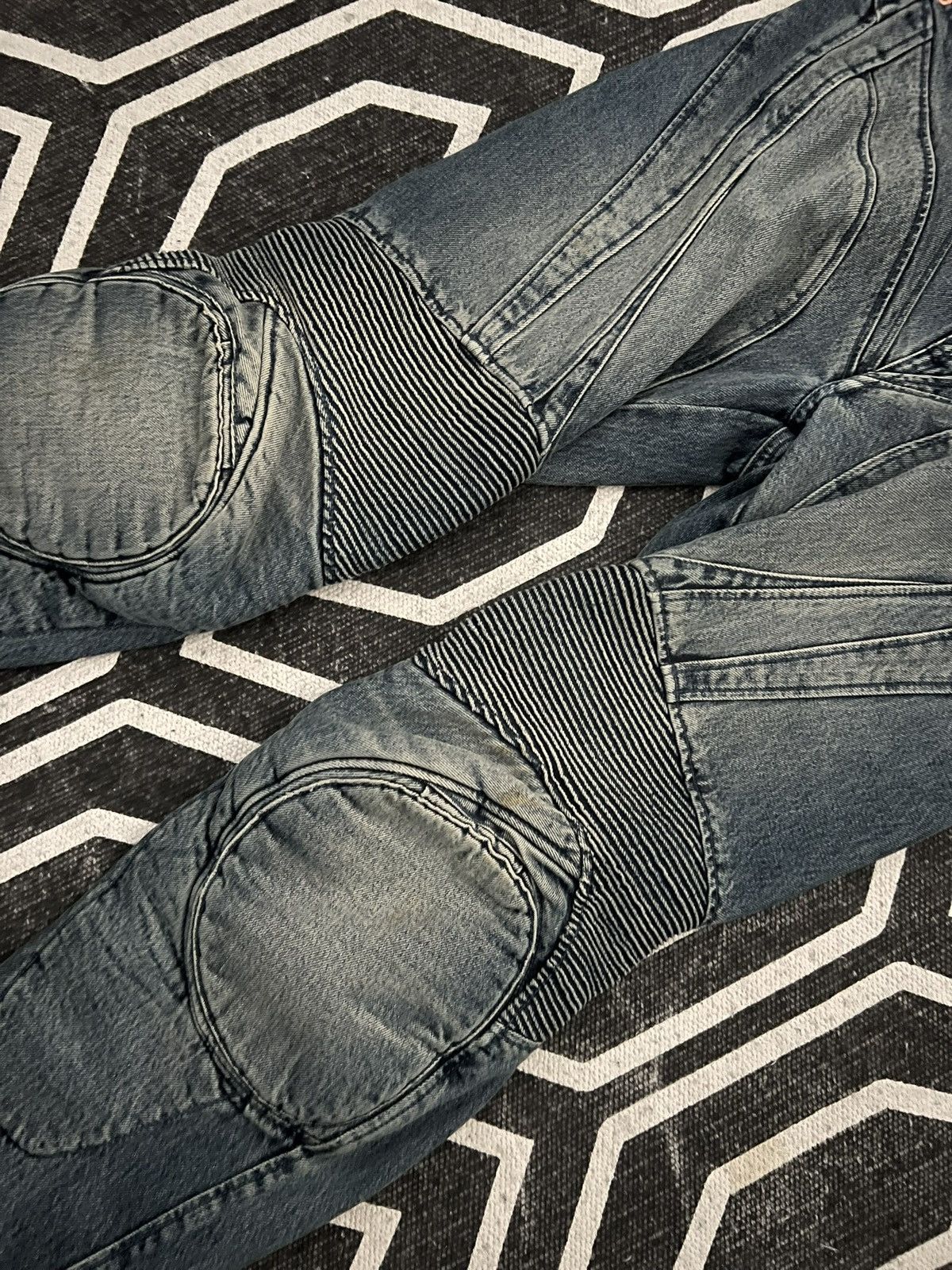 Balenciaga BALENCIAGA AW22 1OF1 SAMPLE BIKER MOTO DENIM JEANS Size US 30 / EU 46 - 3 Thumbnail