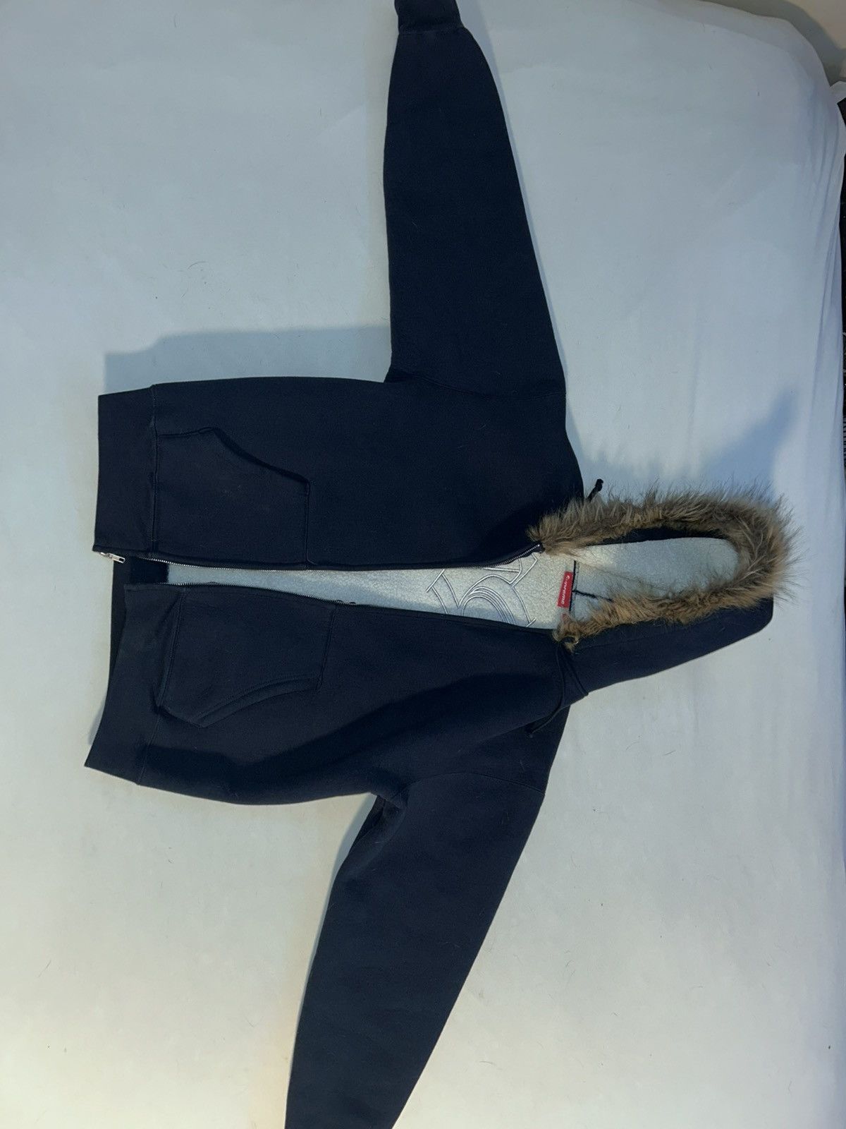 Supreme Faux fur FW25 Zip up jacket Size US M / EU 48-50 / 2 - 1 Thumbnail