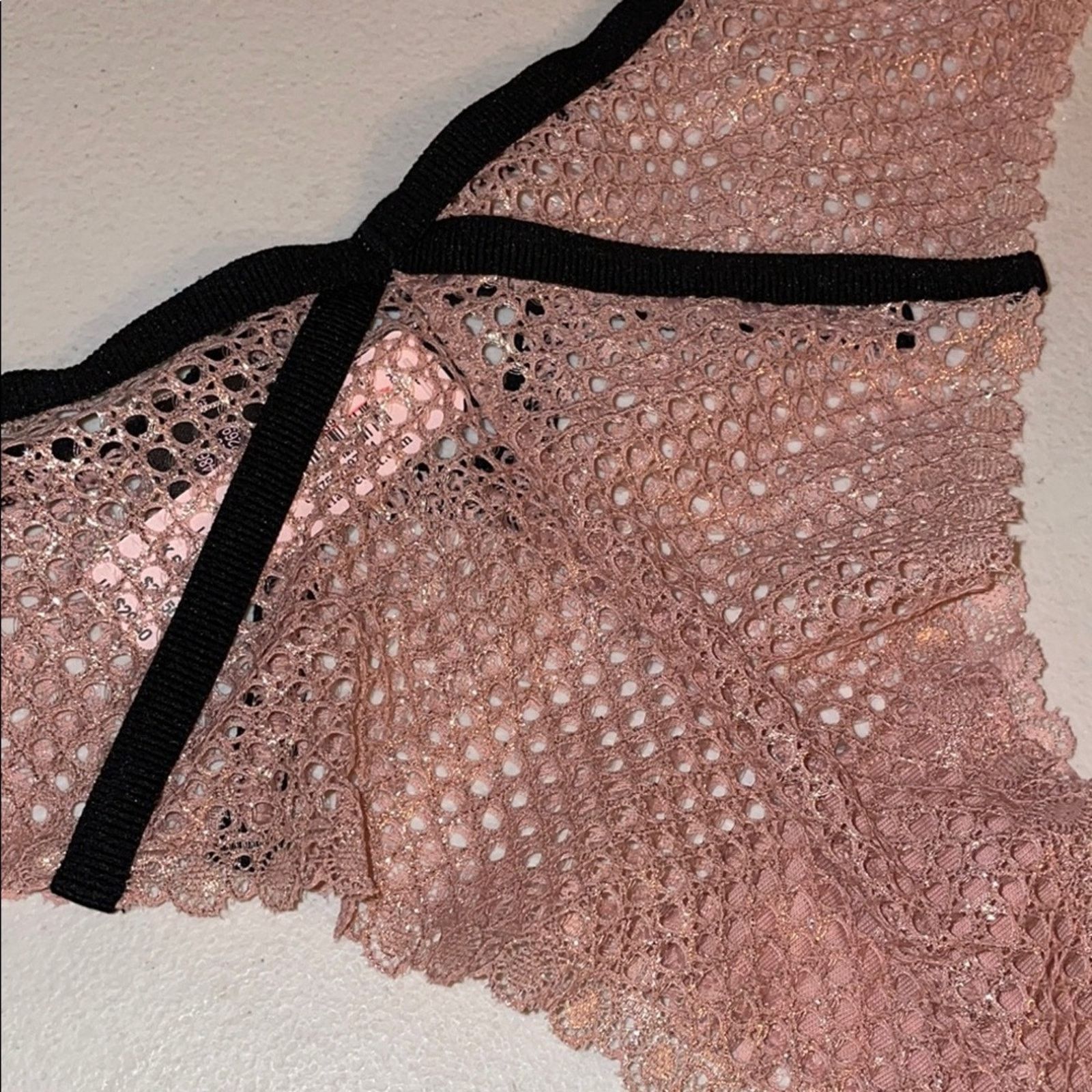 Victoria's Secret Victoria's Secret Thong VS Dusty Rose Shimmer VS VERY SEXY Size ONE SIZE - 4 Thumbnail