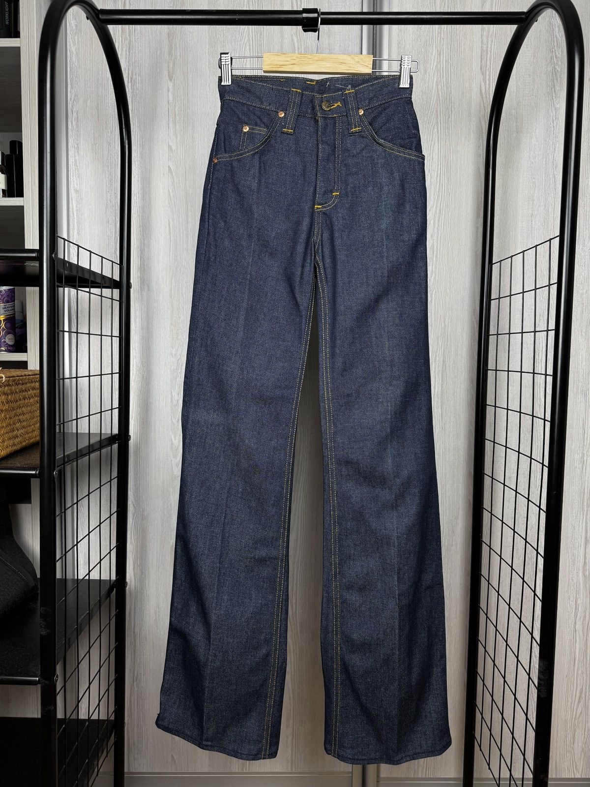 Lee Lee vintage 70s raw indigo blue flared wide jeans boot cut Size 26" / US 2 / IT 38 - 4 Thumbnail