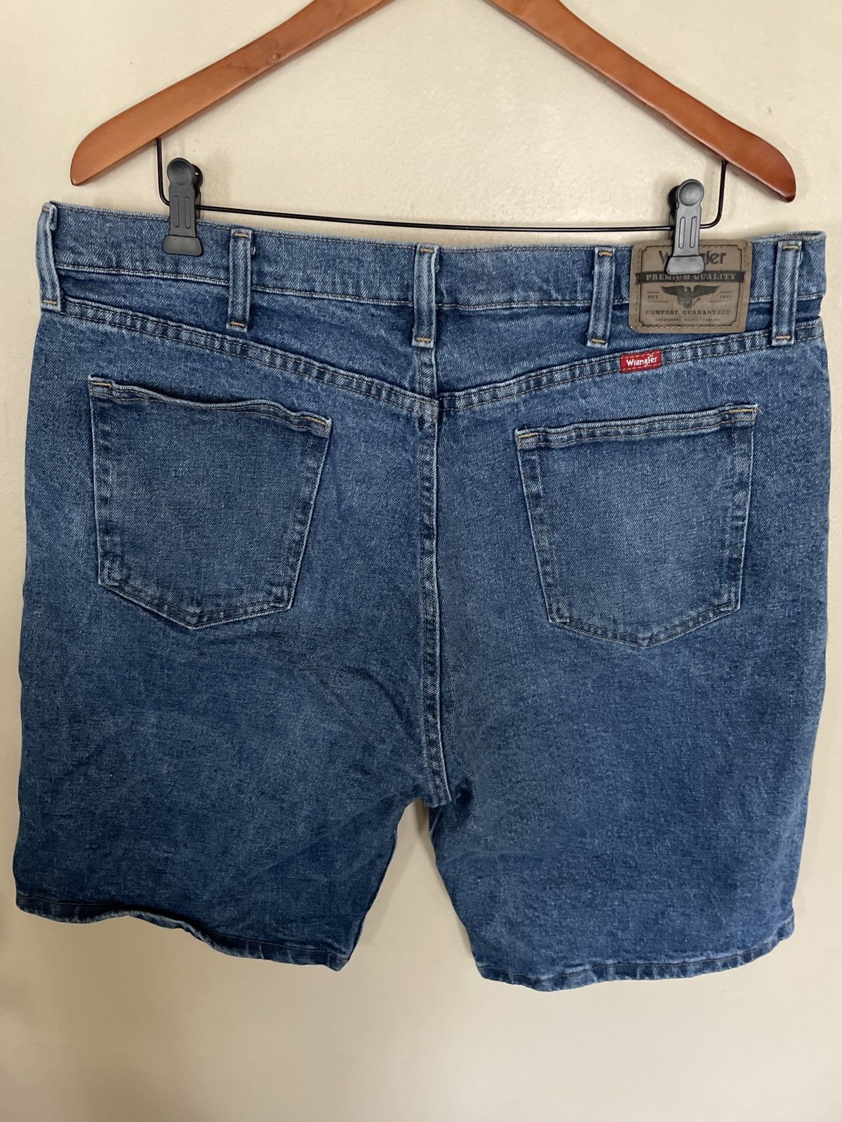 Designer × Vintage × Wrangler Wrangler Denim Blue Jean Shorts Jorts Waist 38 Relaxed Fit Size US 38 / EU 54 - 4 Thumbnail