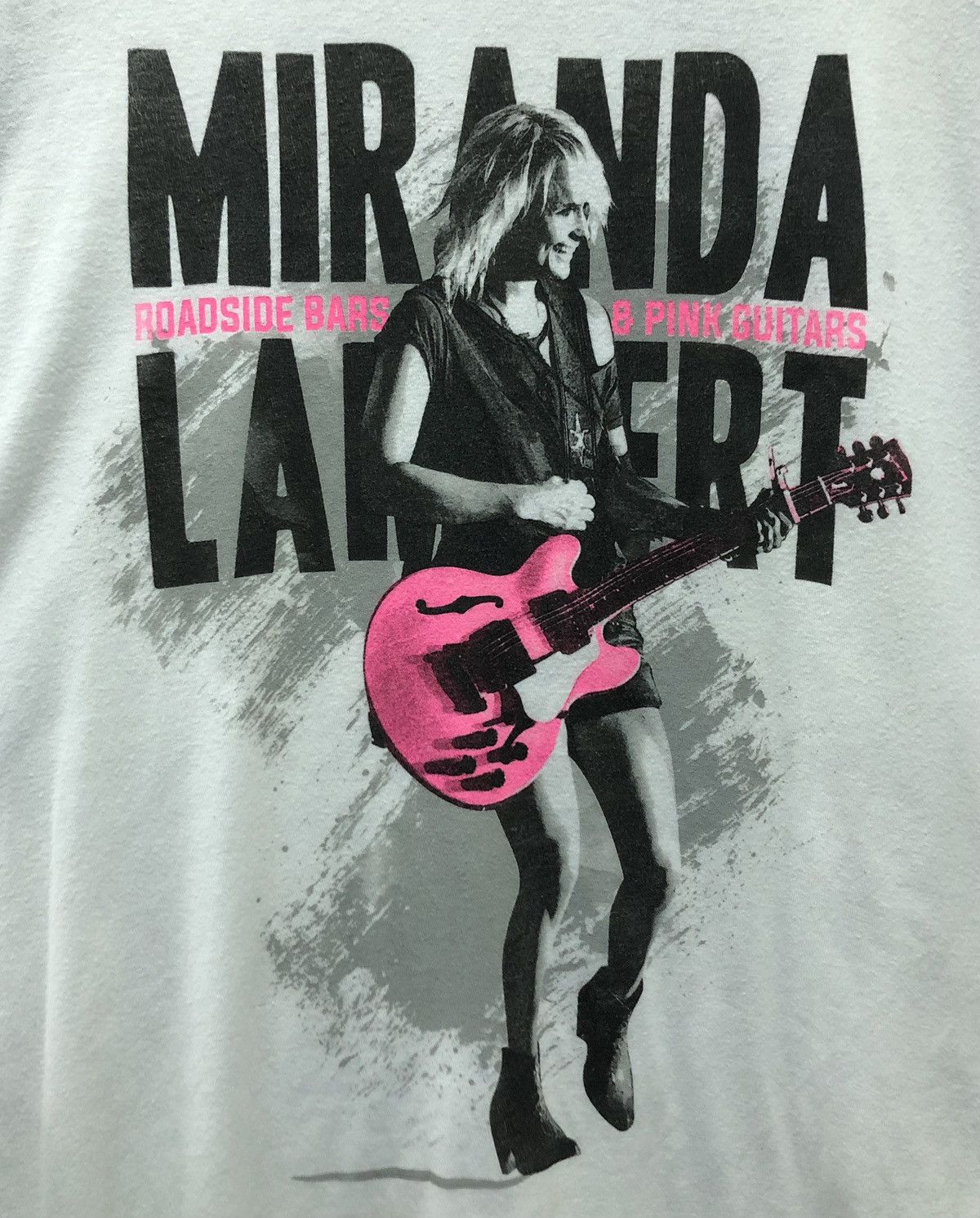 Band Tees Miranda Lambert Roadside Bars&PinkGuitars Shirt Size US L / EU 52-54 / 3 - 3 Thumbnail
