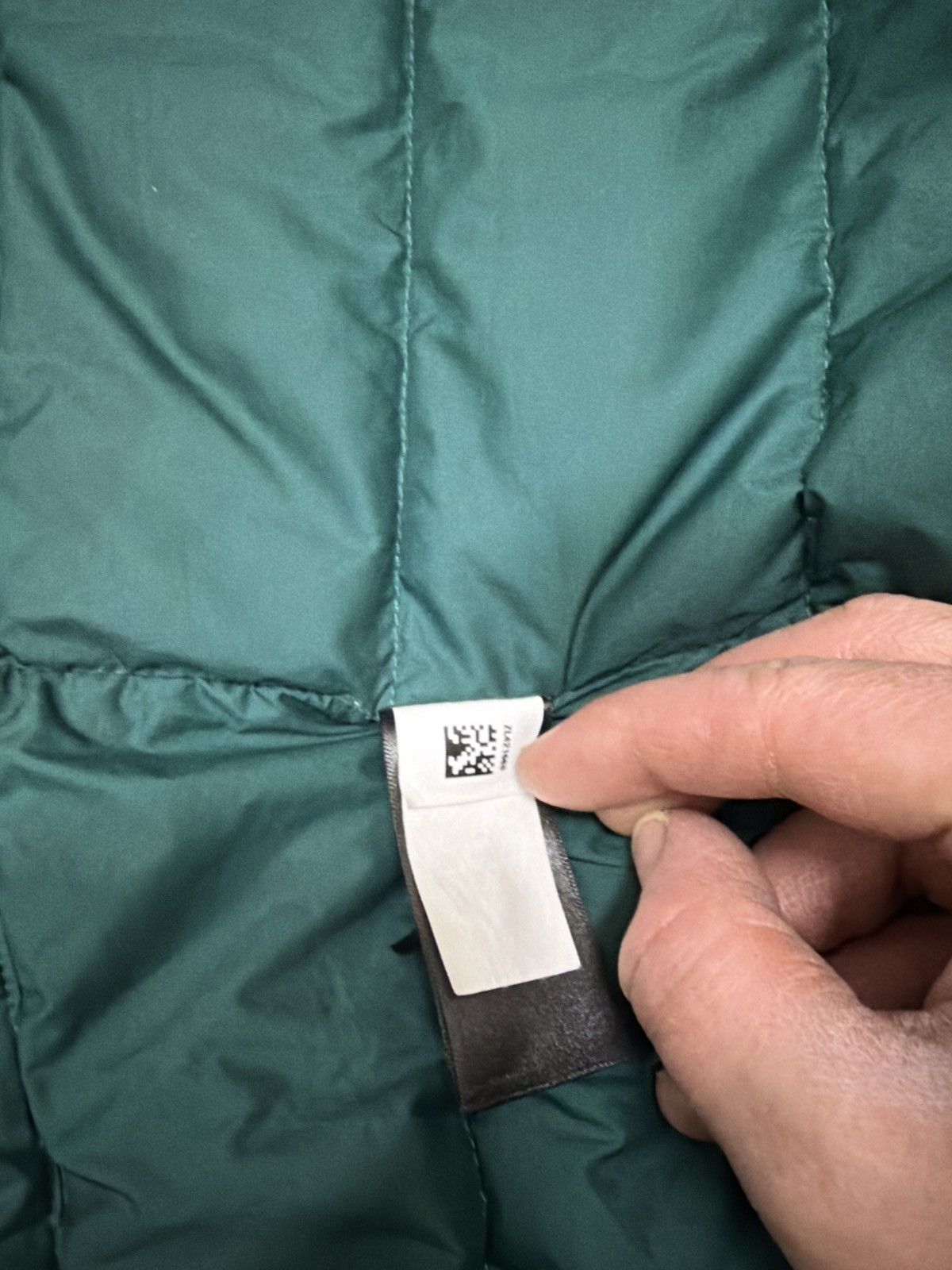 The North Face The north face green puffy jacket Size US L / EU 52-54 / 3 - 14 Thumbnail