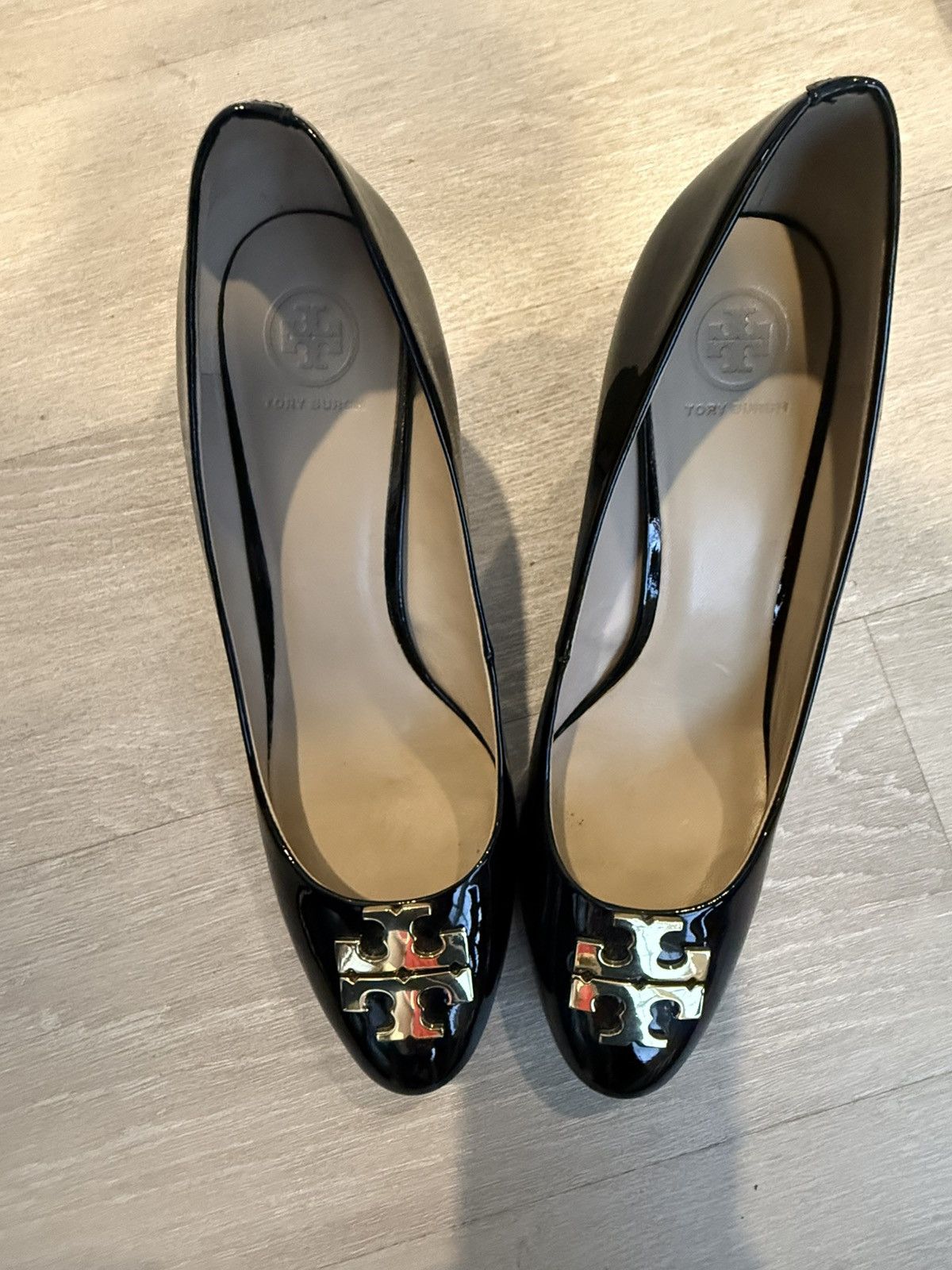 Tory Burch Tory Burch Black Patent Leather Buckle Block Heel Pumps Size US 9.5 / IT 39.5 - 2 Thumbnail