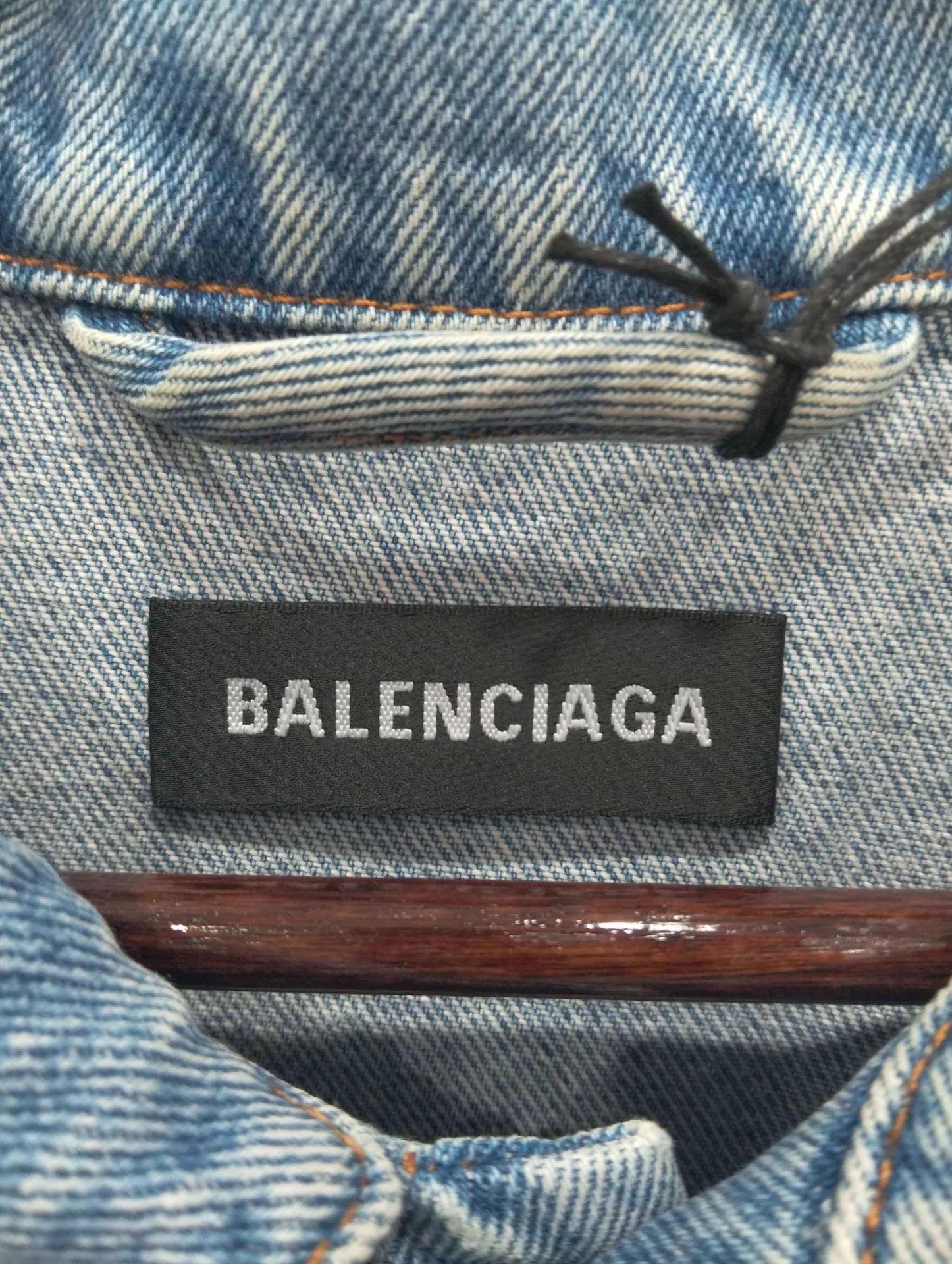 Balenciaga Balenciaga 7-Lang Print Logo Oversized Denim Jkt 48 Size US M / EU 48-50 / 2 - 4 Thumbnail