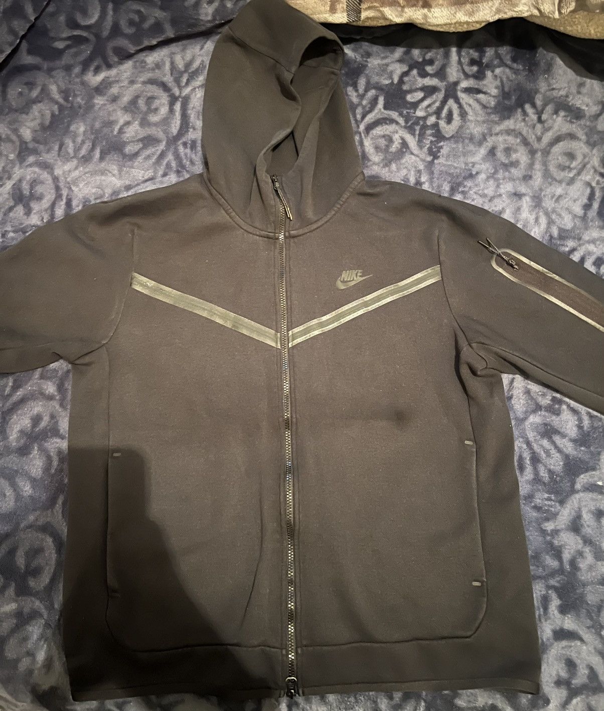 Nike Mens nike tech fleece windrunner full-zip jacket black Size US L / EU 52-54 / 3 - 1 Thumbnail