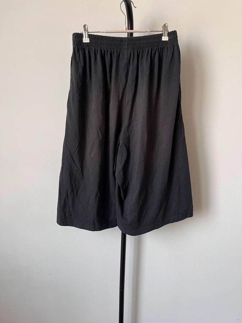 Balenciaga Balenciaga size S Mud-Dyed Dual Ring Destroyed Shorts Size US 27 - 2 Thumbnail