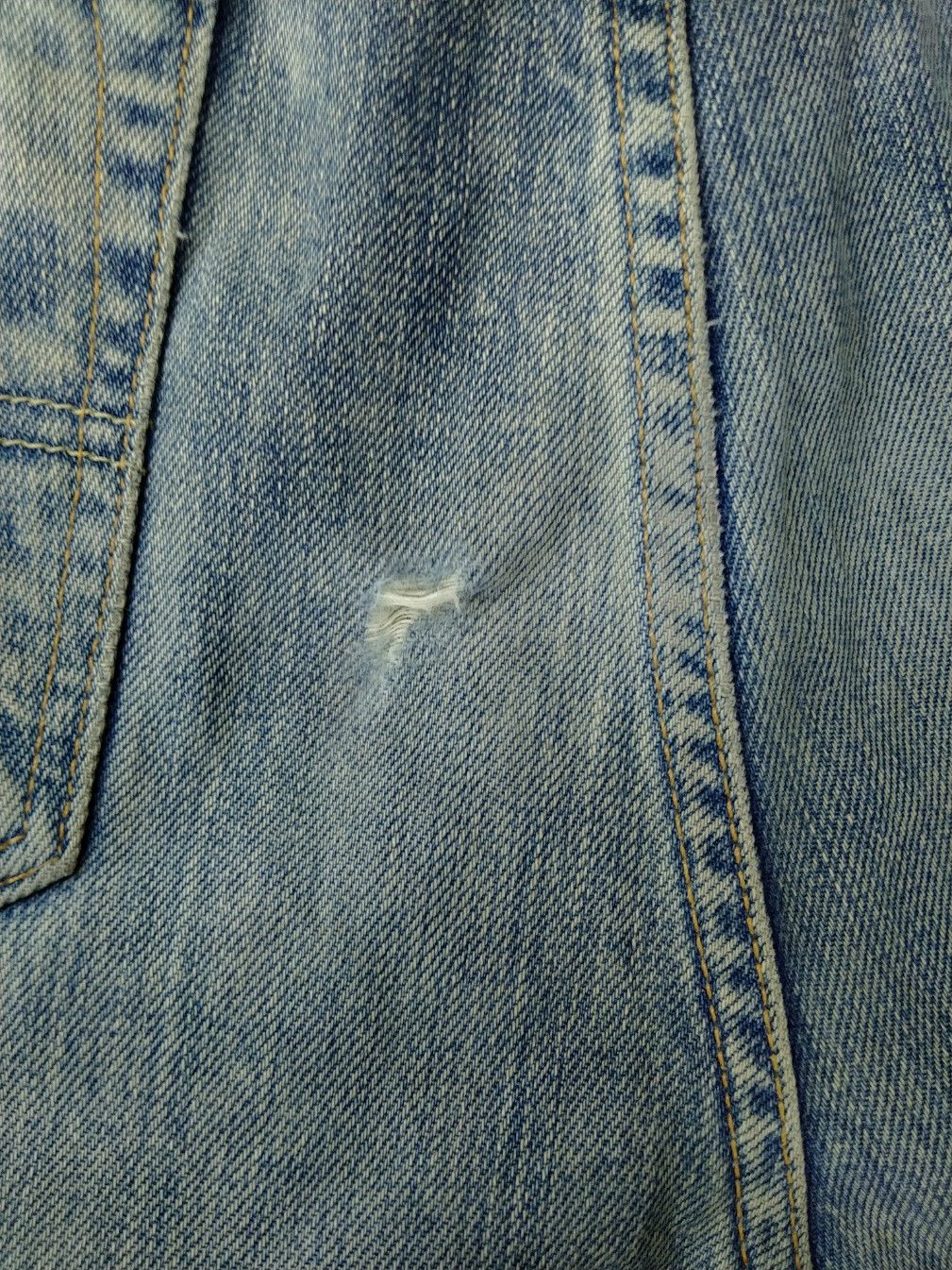 Japanese Brand Ripped Faded Blue Vintage Levi's 501 34x31.5 Denim -JN864 Size US 34 / EU 50 - 9 Thumbnail
