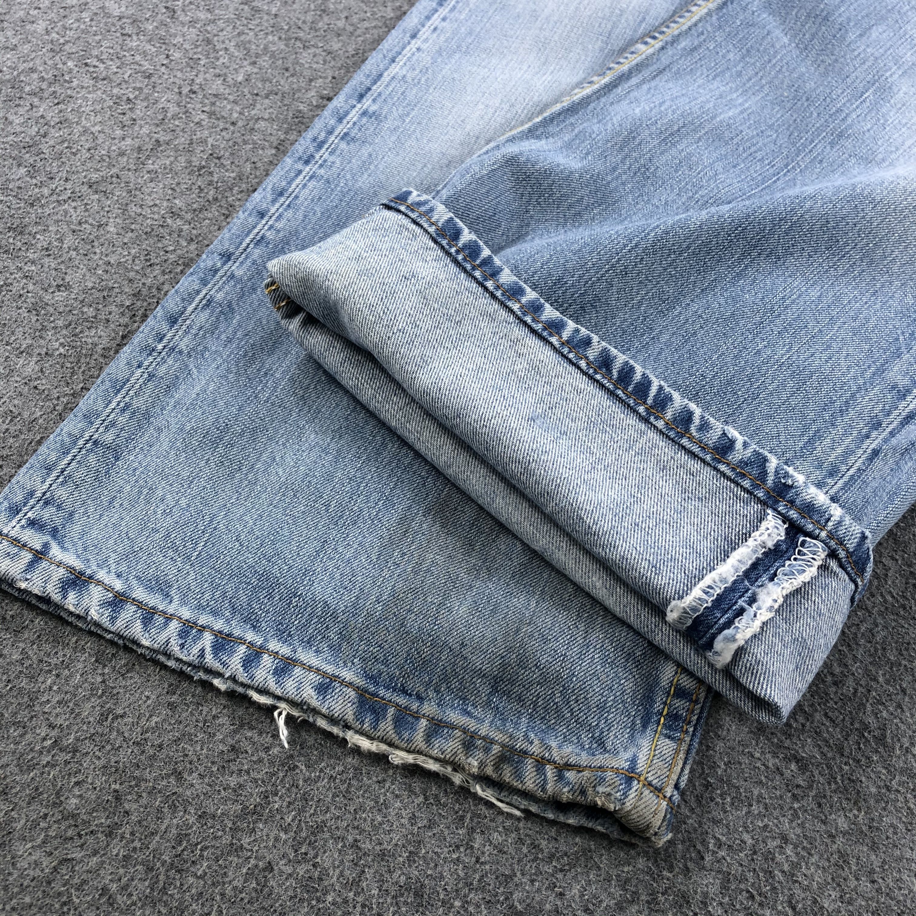 Levi's Vintage Light Wash Levis 501 Jeans-JM1563 Size US 39 - 7 Thumbnail