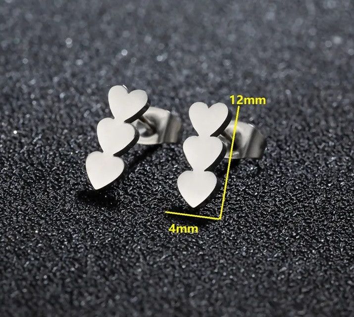 Jewelry Triple Heart Mini Stud Earrings Charm Earring Gift Size ONE SIZE - 2 Thumbnail