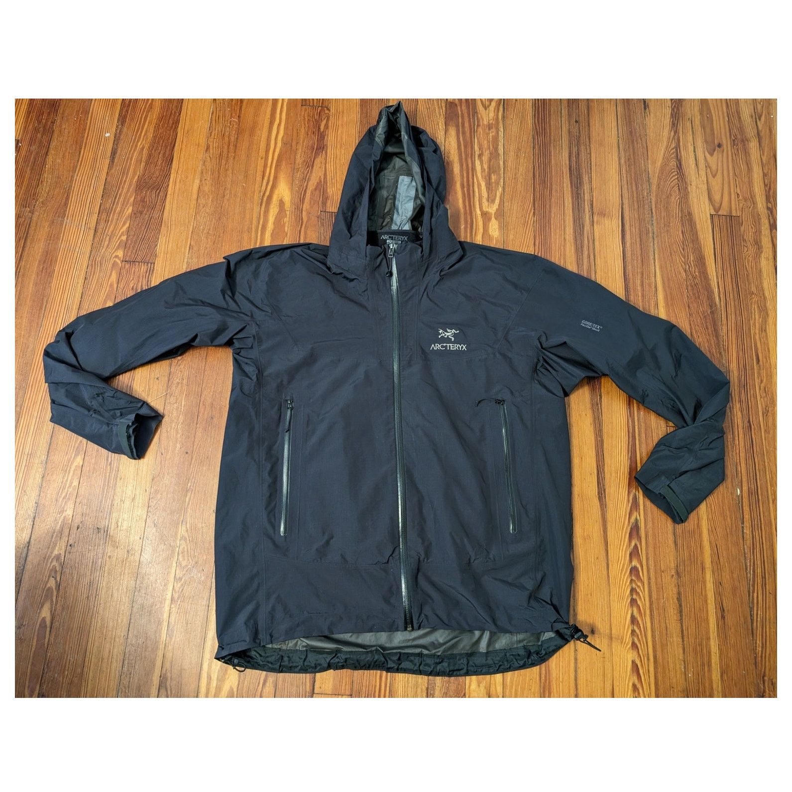 image of Arcteryx Arc'teryx Gore-Tex Black Mens Lightweight Jacket Xl