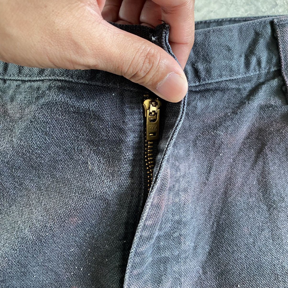 Carhartt Trashed VTG Carhartt Faded Dirty Carpenter Workwear Pants Size US 33 - 14 Thumbnail