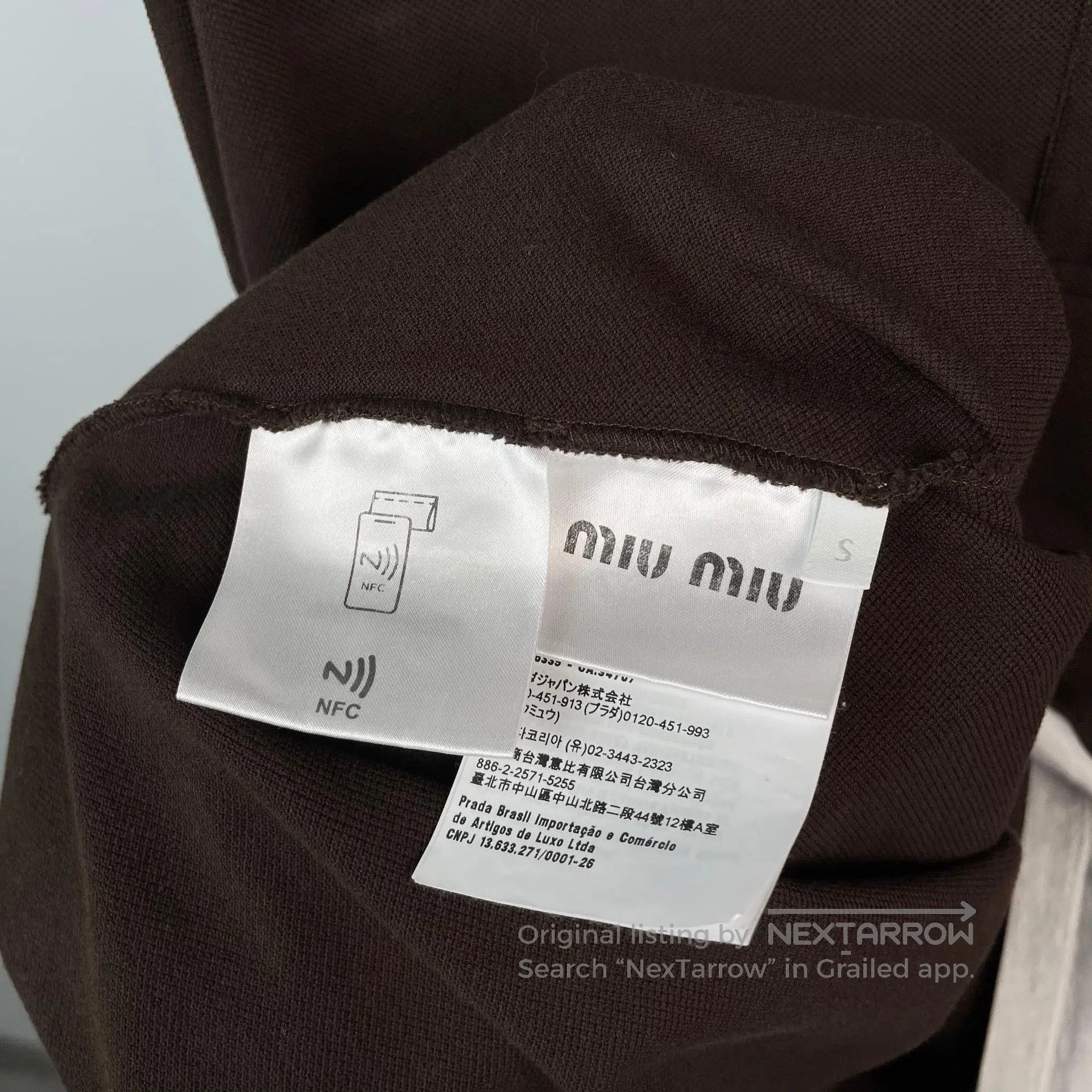 Miu Miu Miu Miu Caramel Embroidered Small Letter Logo Polo Neck Lo Size US S / EU 44-46 / 1 - 7 Thumbnail
