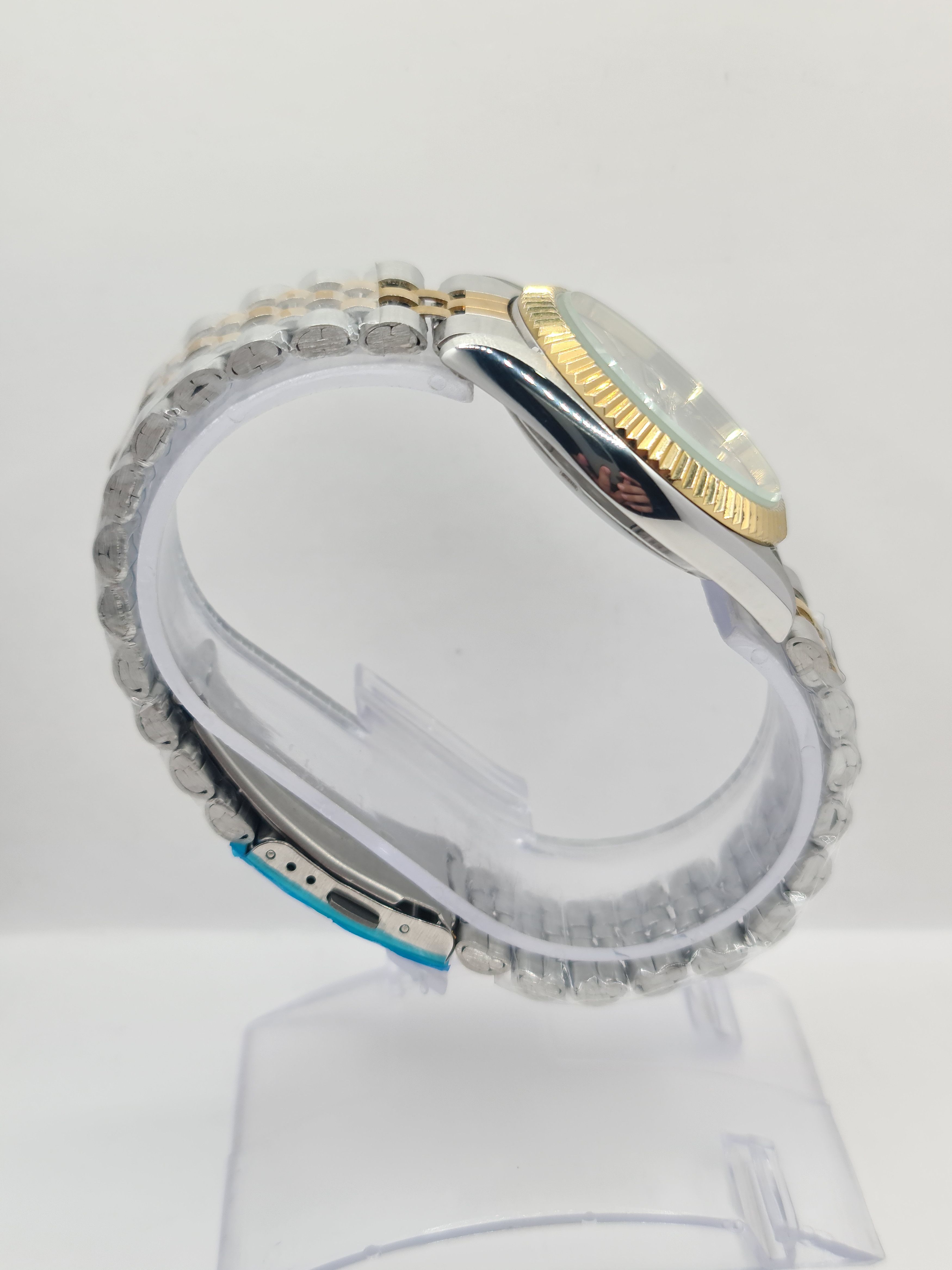 Japanese Brand Seiko DX Automatic Fluted Bazel Day/Date Japan Size 36 - 3 Thumbnail