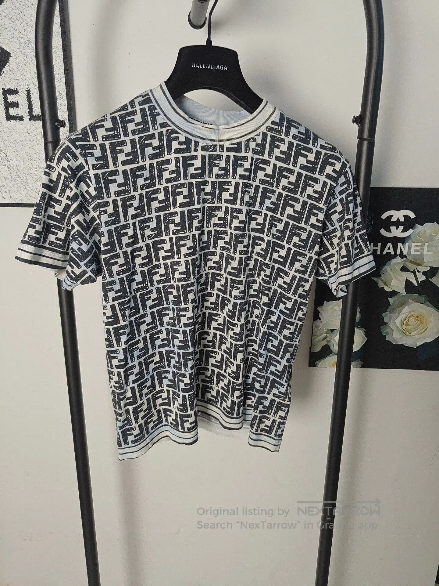 Fendi fendi logo print short sleeve shirt. Size US M / EU 48-50 / 2 - 1 Thumbnail