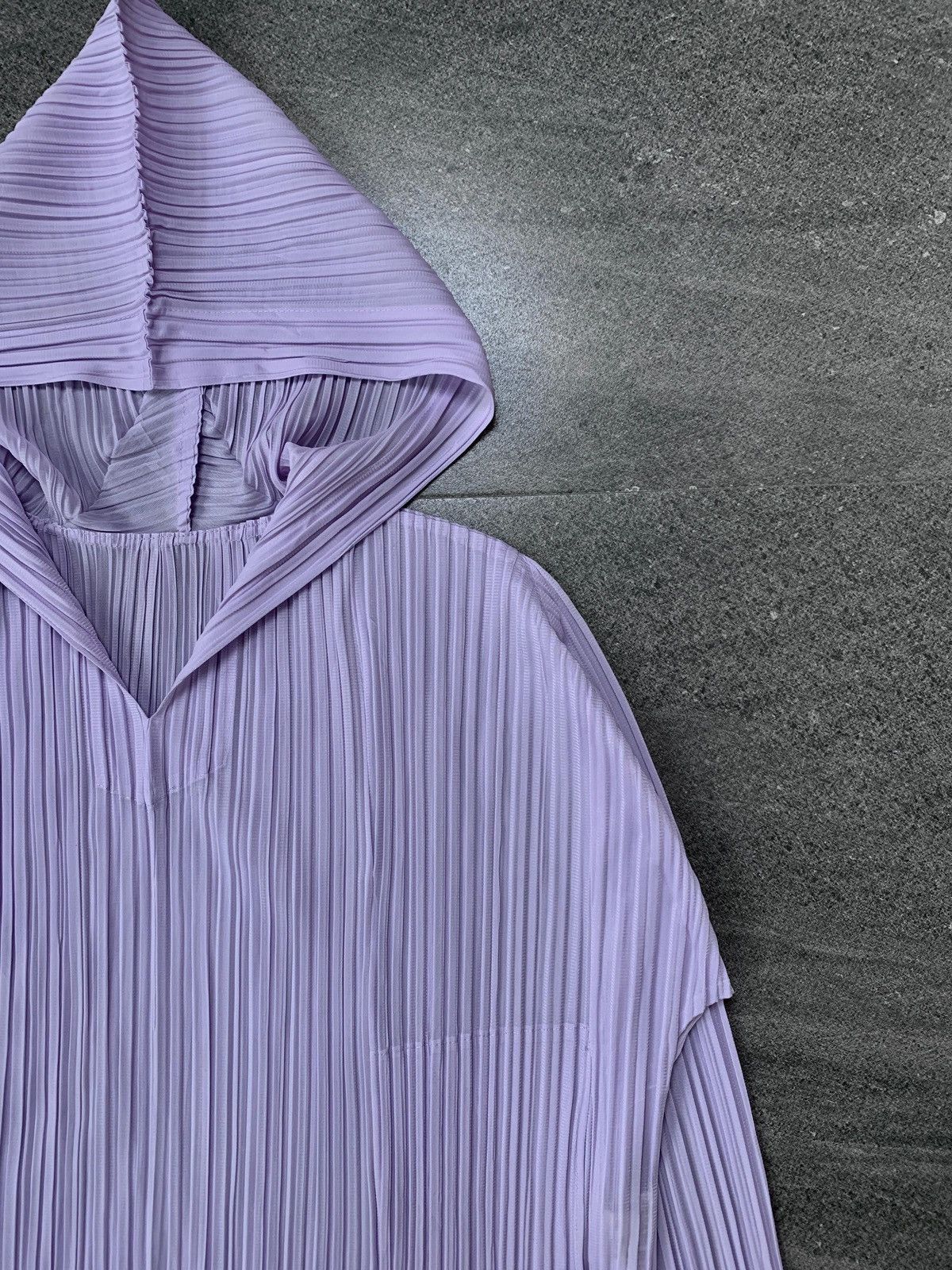 Issey Miyake Pleated Hoodie in Lavender Size US M / EU 48-50 / 2 - 3 Thumbnail