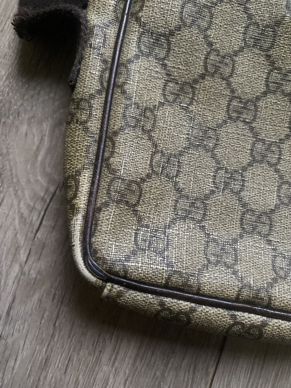 Gucci Gucci Monogram Shoulder Bag Veryrare Size ONE SIZE - 14 Thumbnail