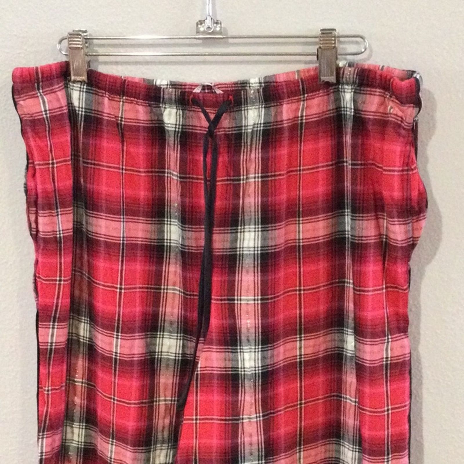Victoria's Secret Victoria's Secret Plaid Elastic Waist Pocket Pajama Pant L Size 32" / US 10 / IT 46 - 2 Thumbnail