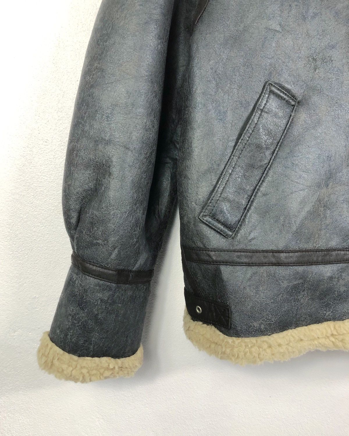 Kai Aakmann Kai Aakmann US Air Force Type B-3 Shearling Bomber Jacket Size US M / EU 48-50 / 2 - 4 Thumbnail