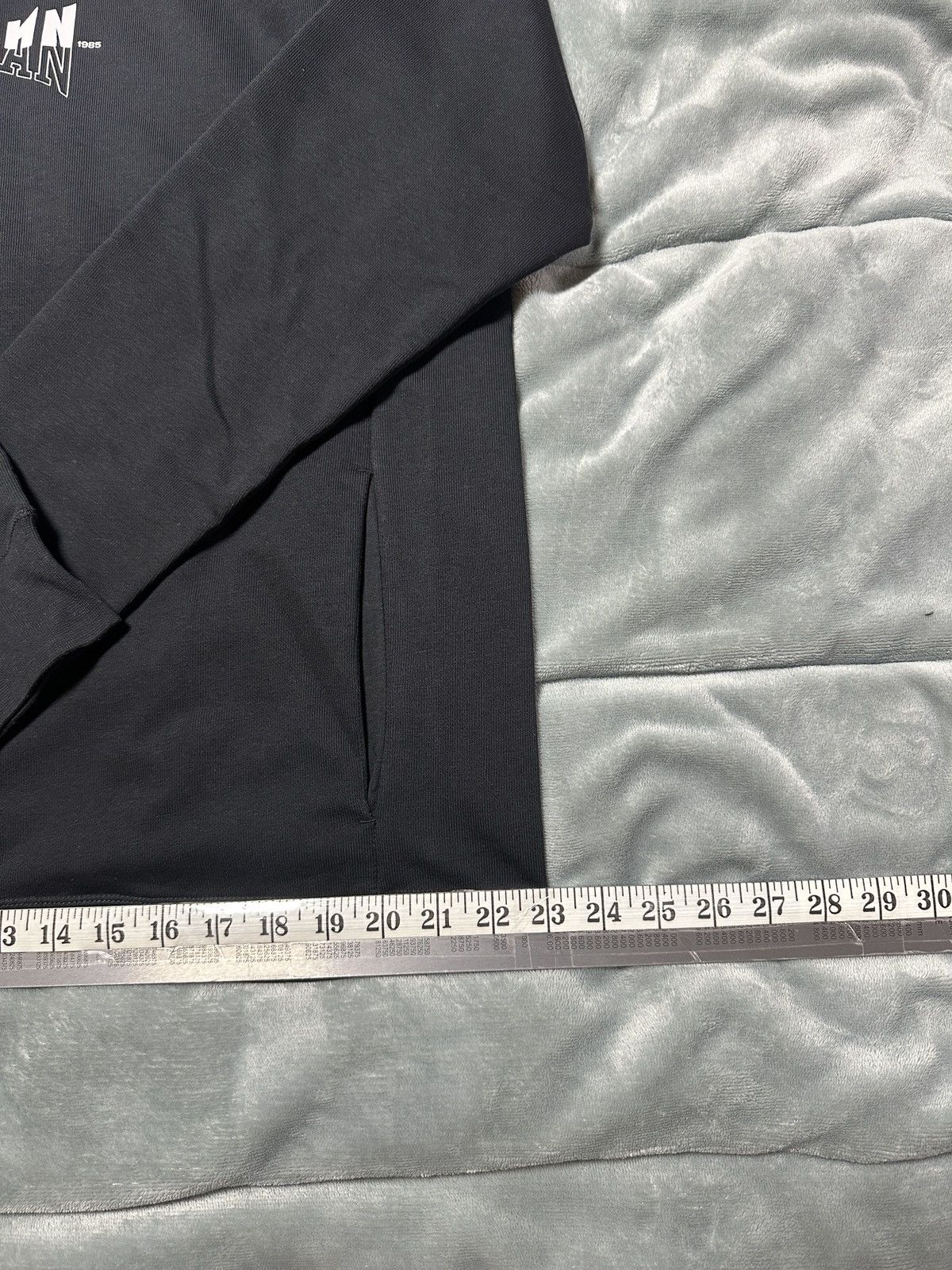 Jordan Brand × Nike New Jordan Dri-Fit Sport Size XL Black Graphic Fleece Hoodie Size US XL / EU 56 / 4 - 4 Thumbnail
