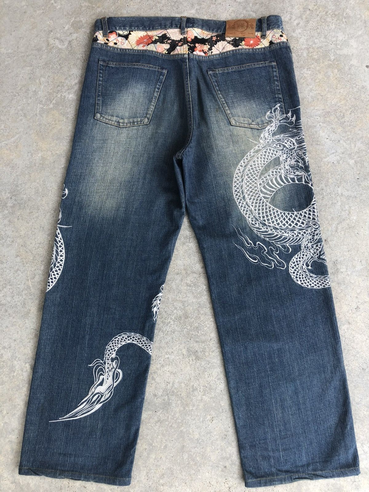 Karakuri Tamashii Karakuri Tamashii Embroidered Jeans Distressed Deni Size US 38 / EU 54 - 2 Thumbnail