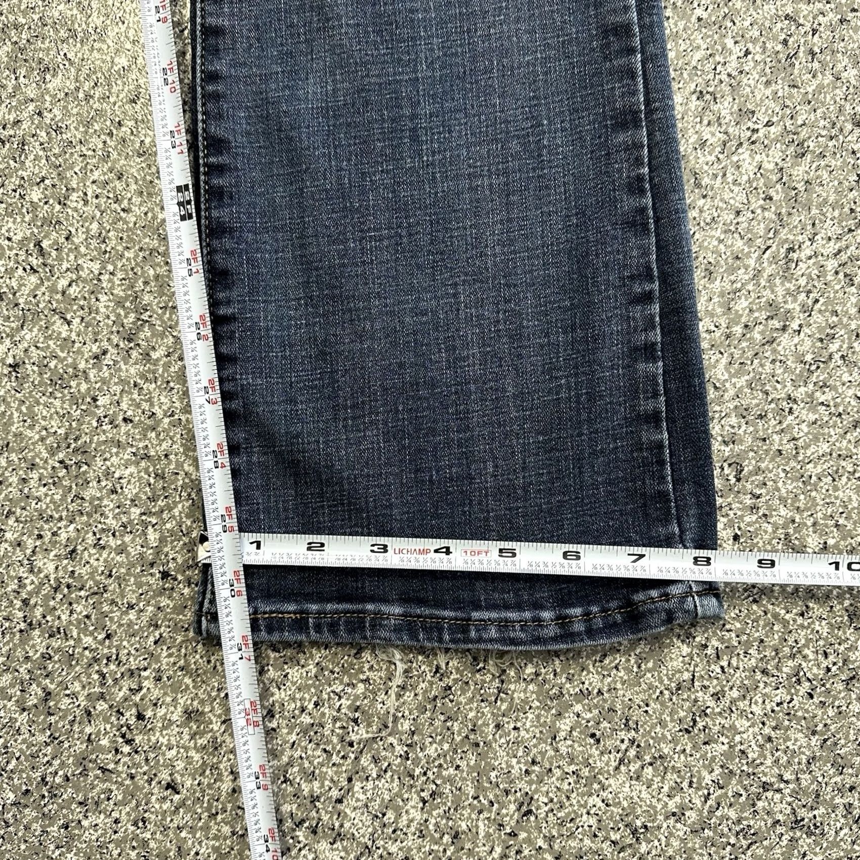 Levi's Levi's Jeans Bootcut Womens 8 Bootcut Jeans 29x31 Mid Rise Medium Wash Blue Denim 5-Pocket Design Womens Size 29" - 8 Thumbnail