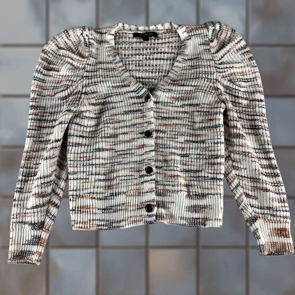 Vintage MARC NEW YORK KNIT SWEATER WOMENS XS WHITE V-NECK CARDIGAN BUTTONS Size XS / US 0-2 / IT 36-38 - 1 Thumbnail