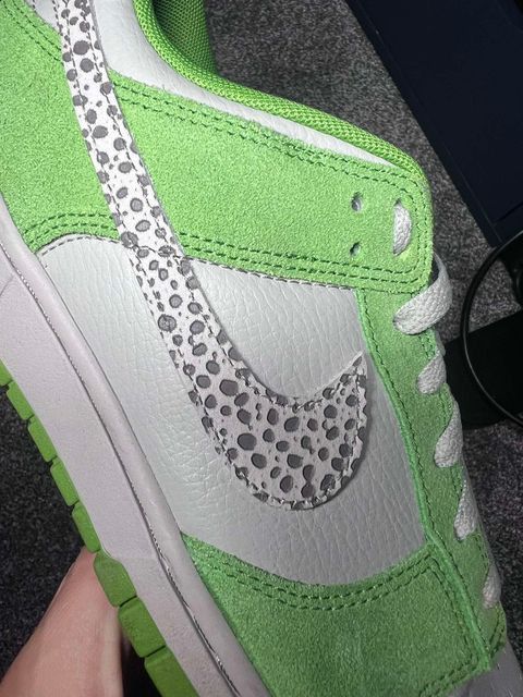 Nike Nike dunk low green safari swoosh Size US 11 / EU 44 - 8 Thumbnail