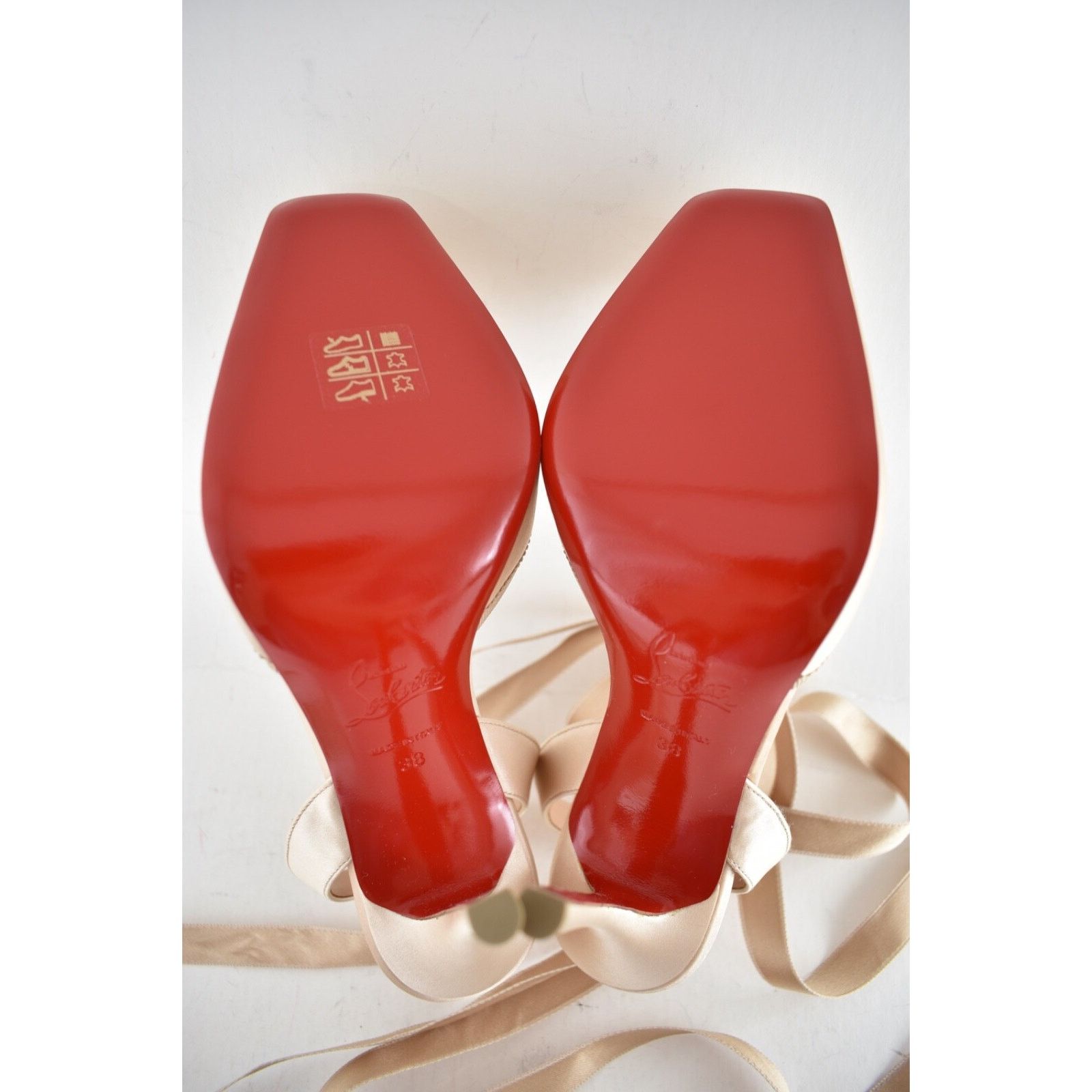 Christian Louboutin Christian Louboutin Cassia Lace Up 100 Blush Nude Tie Size US 9 / IT 39 - 15 Thumbnail