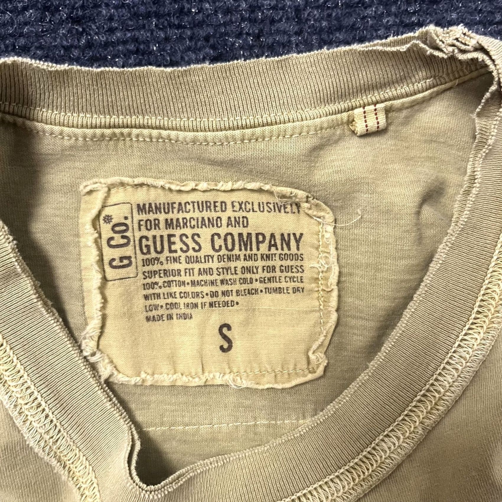 Guess VINTAGE Guess Shirt Mens Small Tan Graphic 32 Crew Neck Cotton Sports Short Sleeve Size US S / EU 44-46 / 1 - 2 Thumbnail