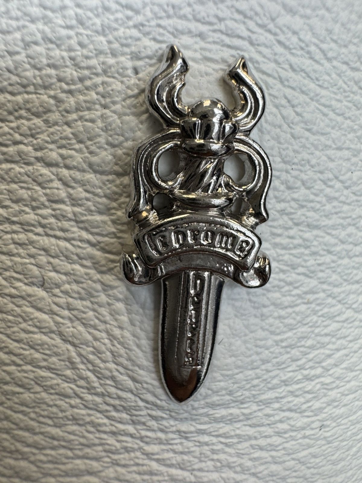 Chrome Hearts Chrome Hearts Dagger Slip On White Leather Size US 8 / EU 41 - 14 Thumbnail