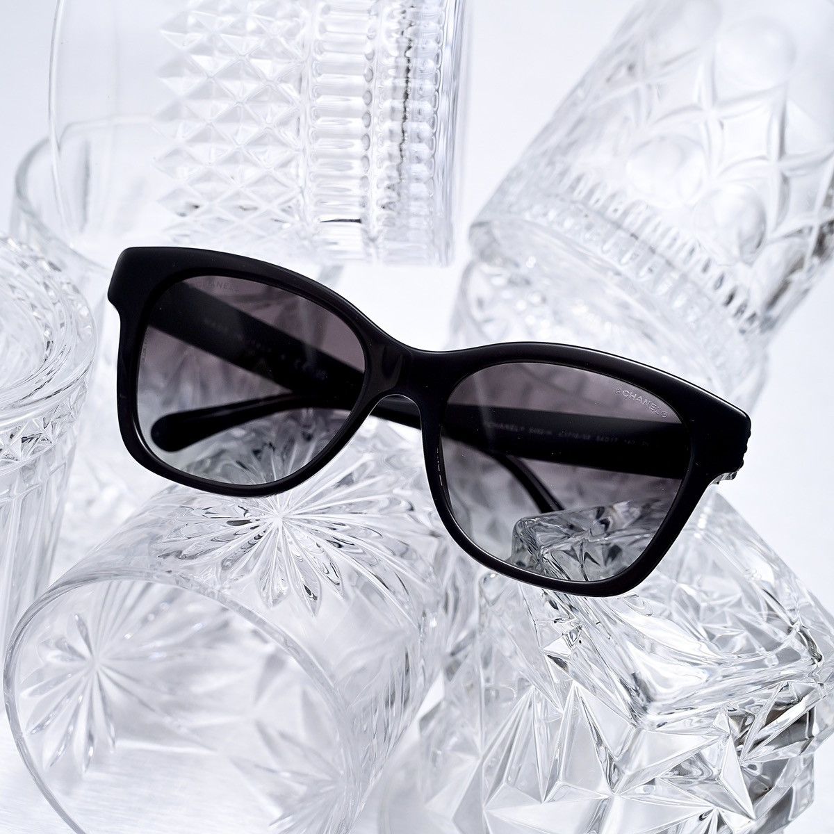 Chanel CHANEL 0CH5482H SUNGLASSES Size ONE SIZE - 1 Thumbnail