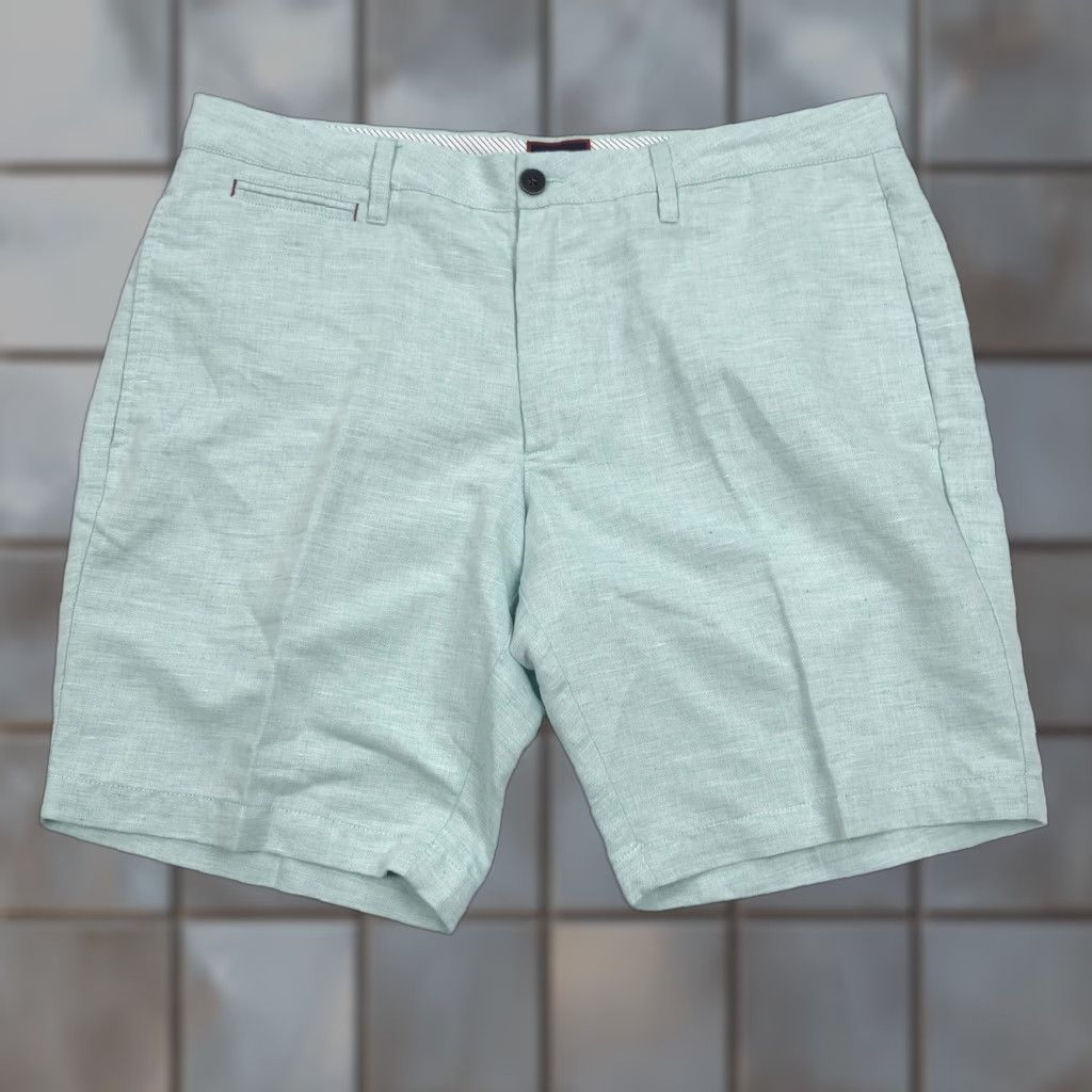 UNTUCKit UNTUCKIT Men's W36 Paumanok Linen Blend Chino Shorts Light Green Flat Front Size US 36 / EU 52 - 1 Thumbnail