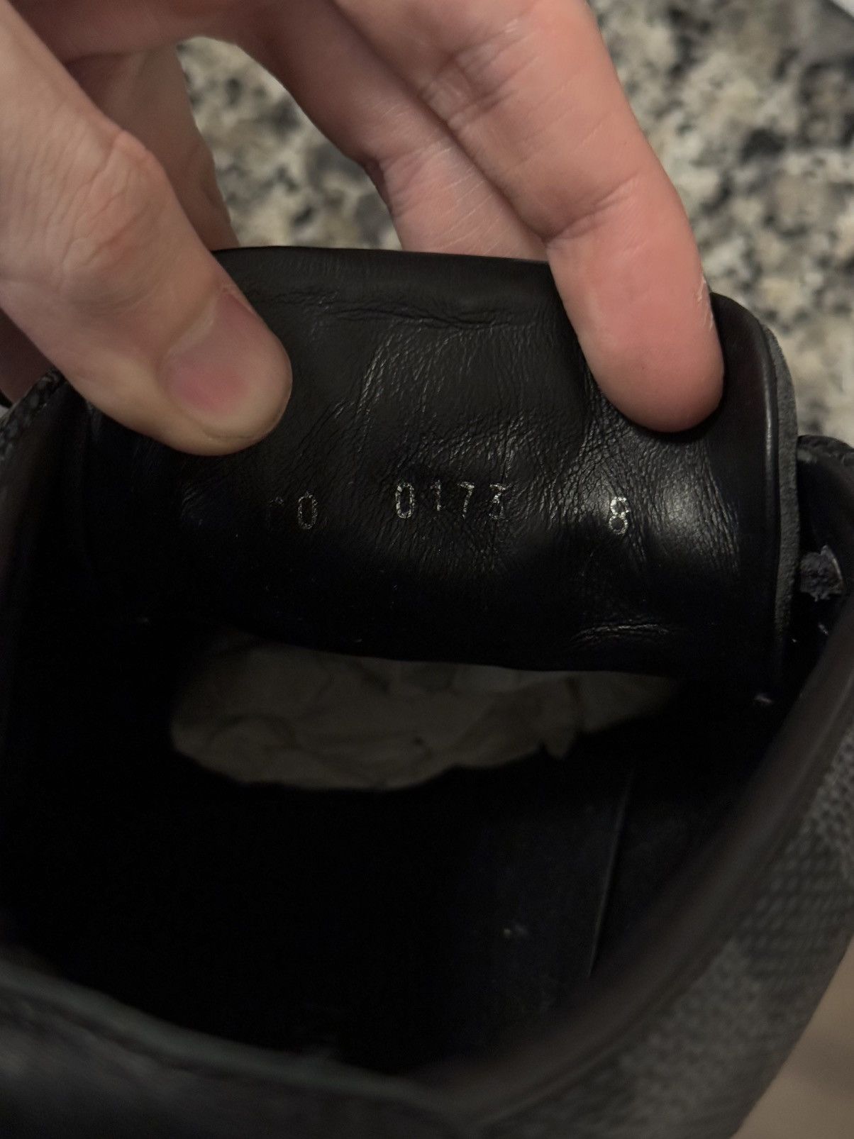 Louis Vuitton 8LV/9US Louis Vuitton Damier Black Mid Top Sneakers Size US 9 / EU 42 - 12 Thumbnail