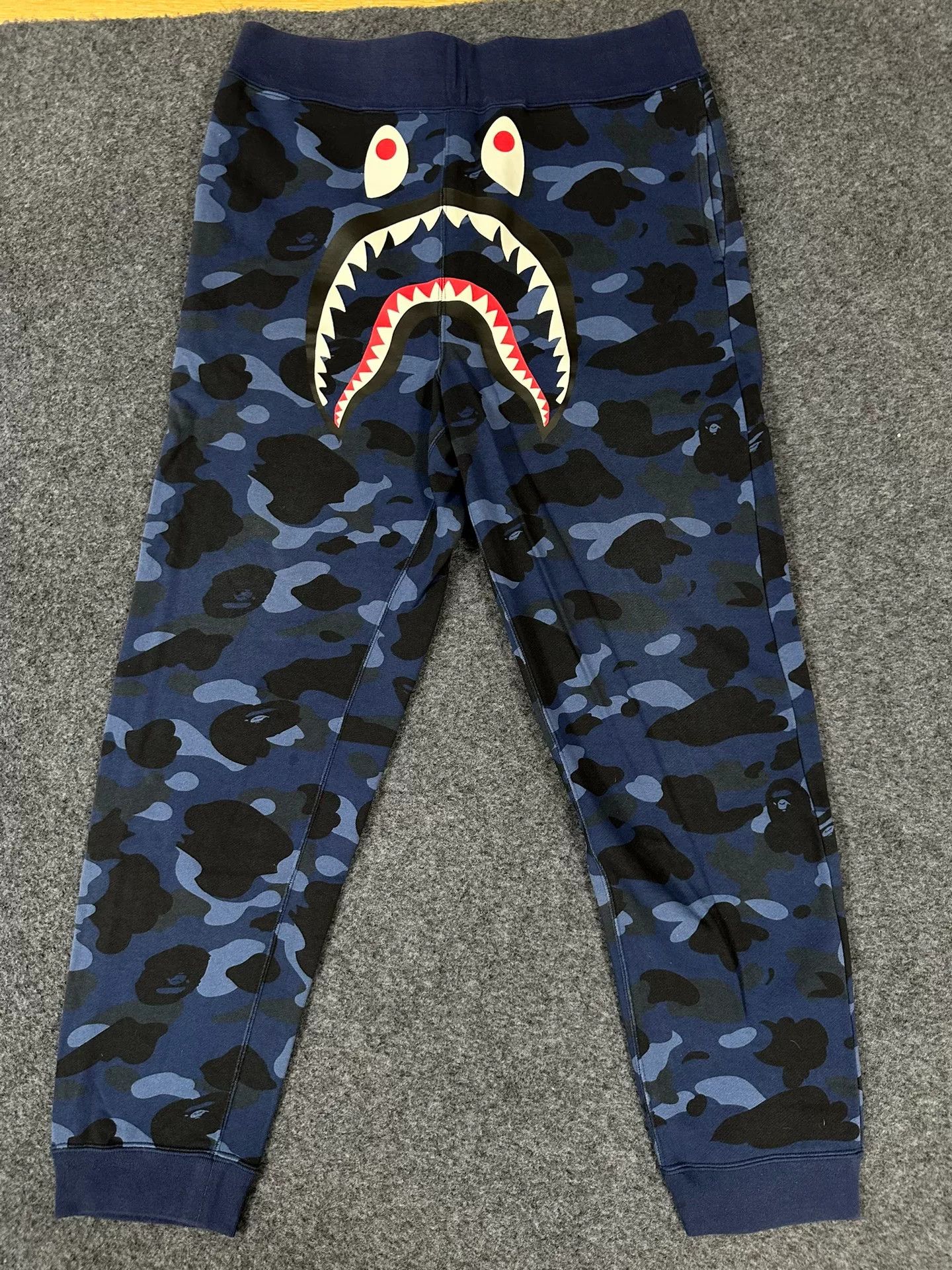 Bape Bape Multi Shark Pants Casual Designer Size US 36 / EU 52 - 1 Thumbnail
