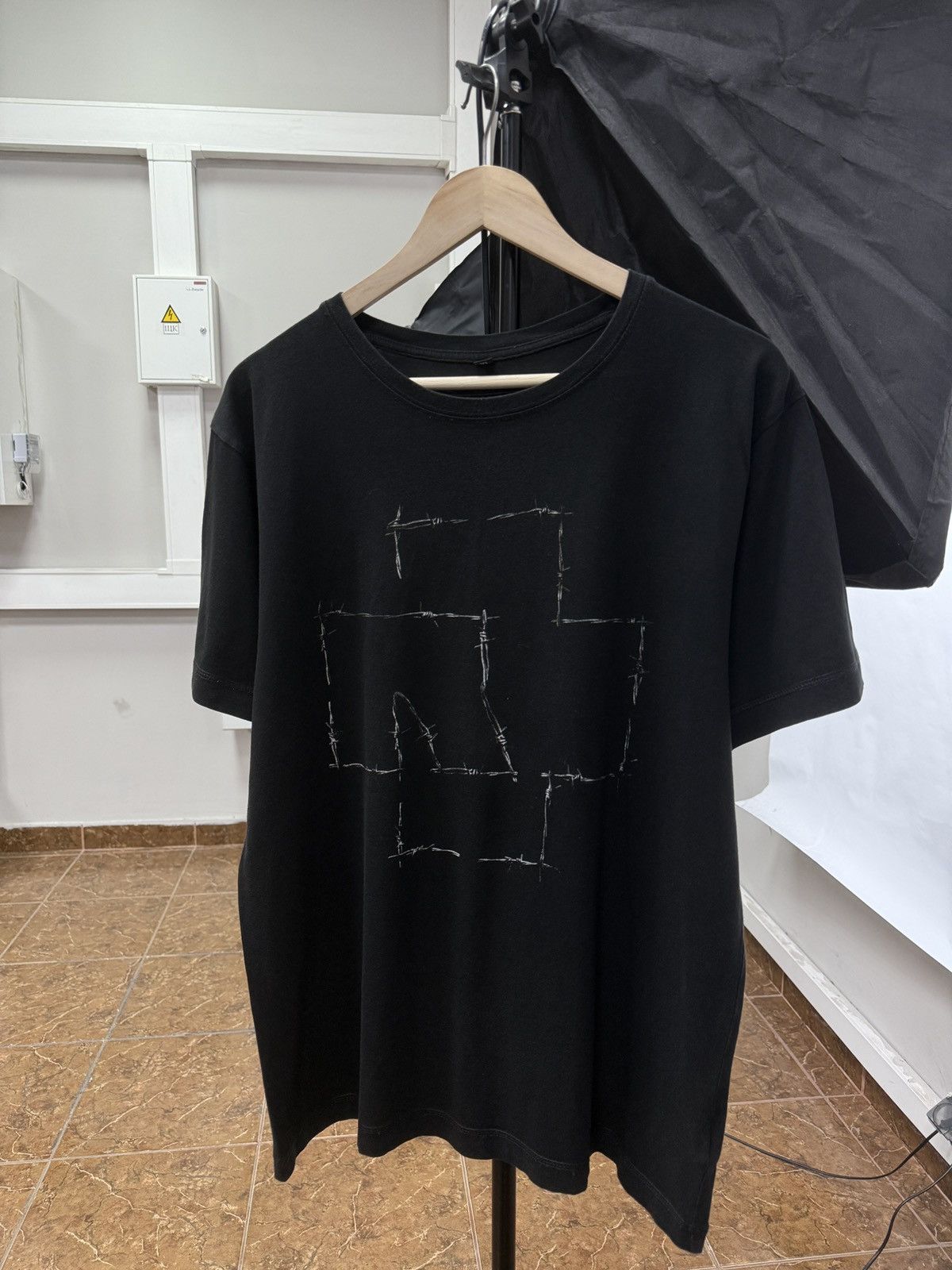 Band Tees 🇩🇪 Vintage Y2K Rammstein Du Hast T-Shirt Rare Retro Sonne Size US XL / EU 56 / 4 - 1 Thumbnail