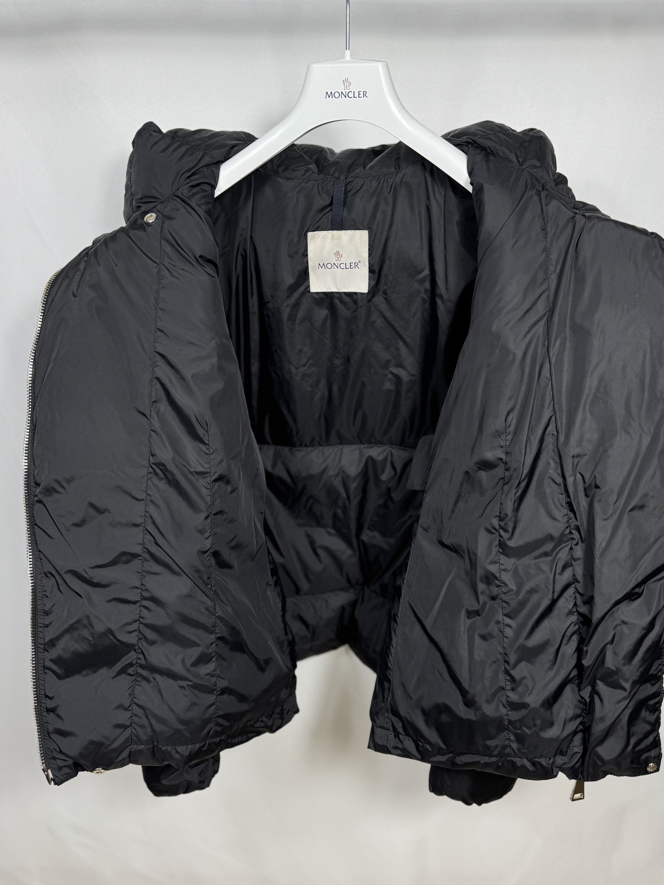 Moncler Moncler Talia Puffer Jacket Size M / US 6-8 / IT 42-44 - 5 Thumbnail