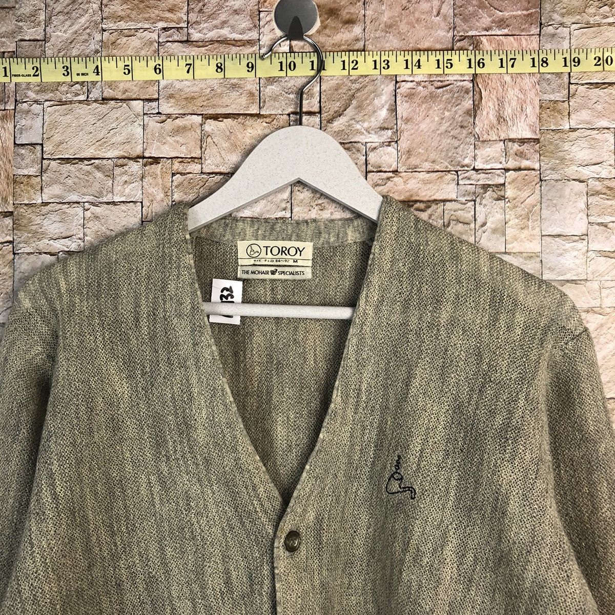 Vintage DL Toroy The Mohair Specialists Grey Cardigan Knitwear #A932 Size US M / EU 48-50 / 2 - 4 Thumbnail