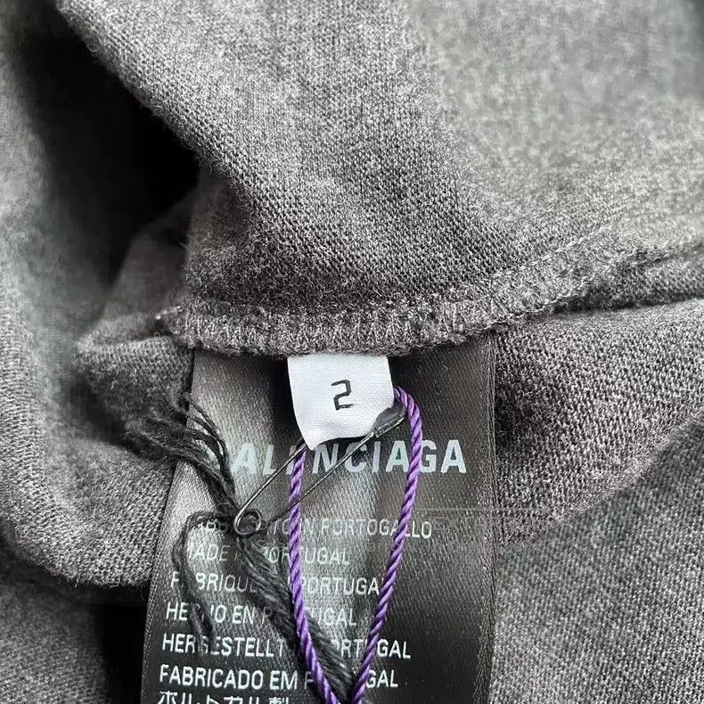 Balenciaga Balenciaga Coke long-sleeved T-shirt Size US M / EU 48-50 / 2 - 6 Thumbnail