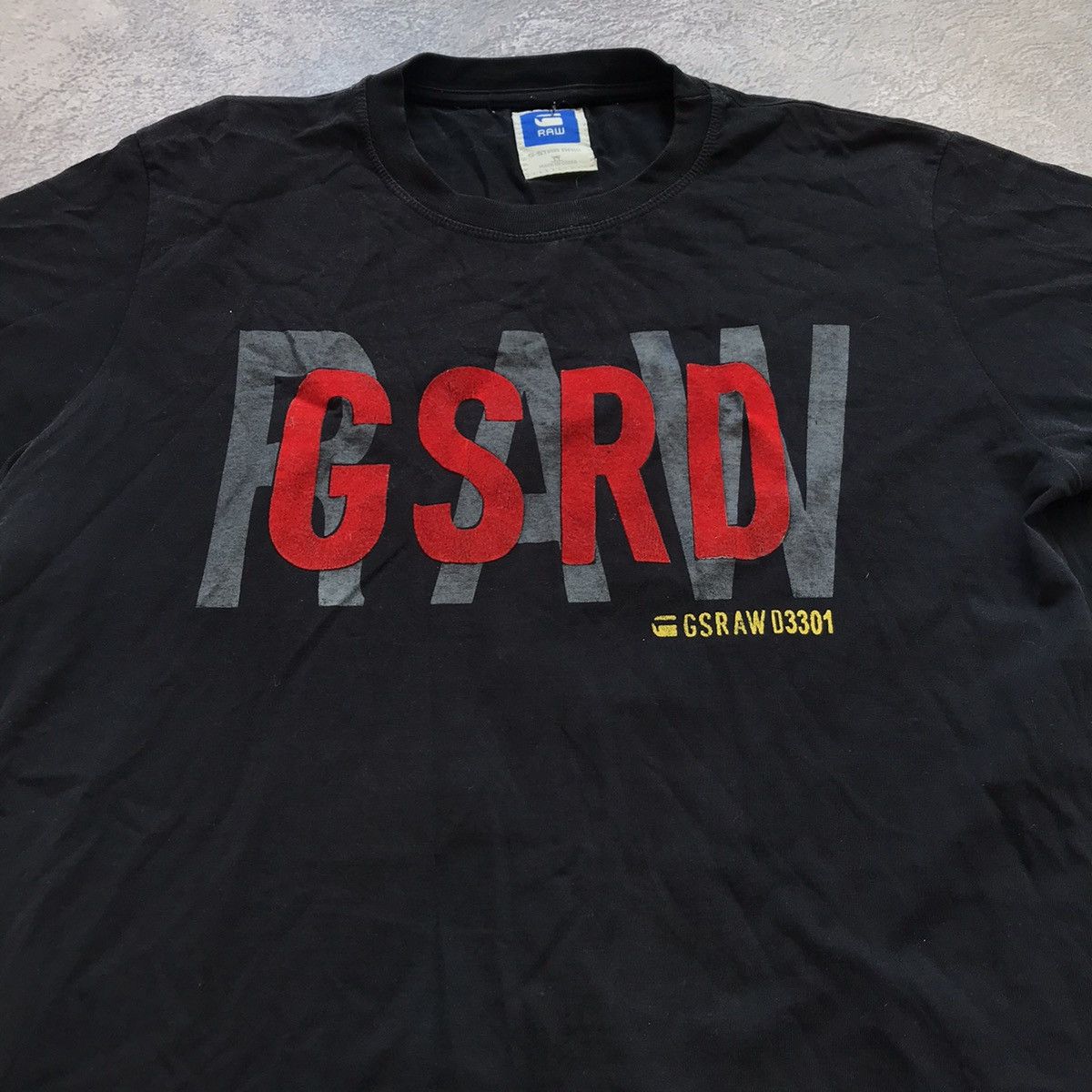 Vintage Vintage 90s Graphic Tee Streetwear Grunge Skate Black Slim M Size US M / EU 48-50 / 2 - 3 Thumbnail