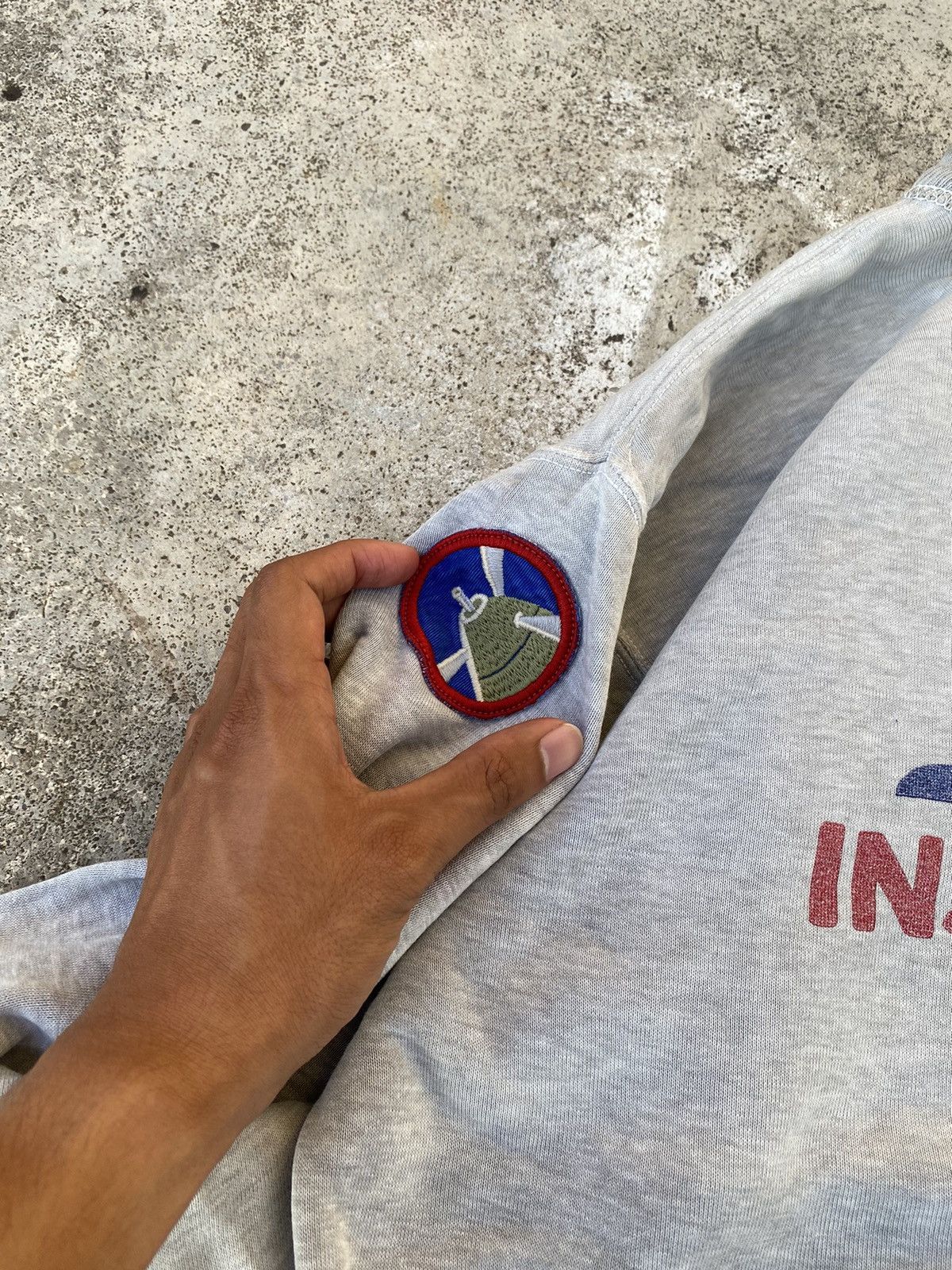 The Real McCoy's × Vintage Distressed Vintage Real McCoy’s Air Bell Craft Crewneck Size US L / EU 52-54 / 3 - 5 Thumbnail