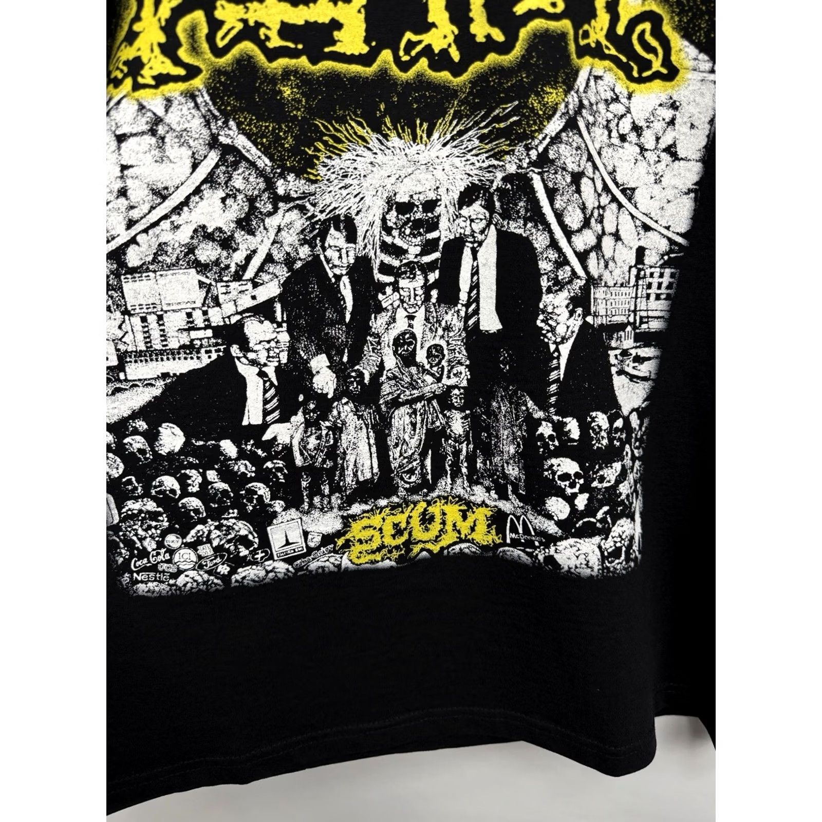 Fruit Of The Loom VINTAGE Napalm Death SCUM Grindcore T-Shirt Death Metal M Black Men T-Shirt 1990s Size US M / EU 48-50 / 2 - 4 Thumbnail