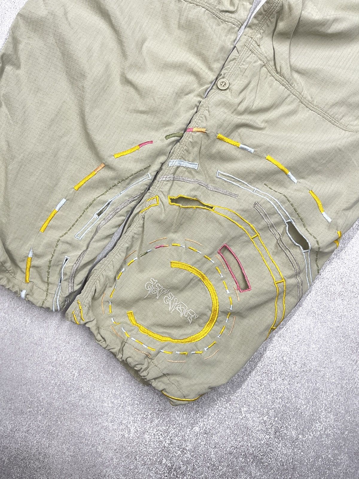 Maharishi Vintage Maharishi Baggy Parachute Nylon Pants Big Logo Size US 34 / EU 50 - 4 Thumbnail