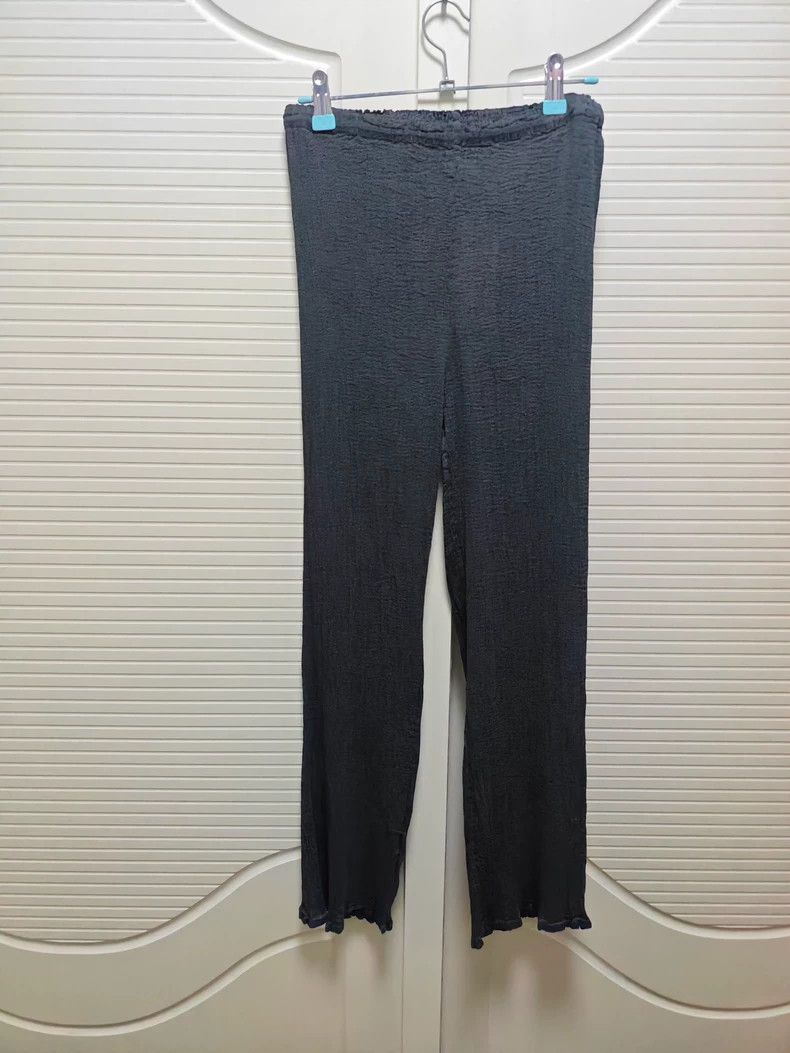 Issey Miyake issey miyake size:one size Dark grey trousers Size US 26 / EU 42 - 1 Thumbnail