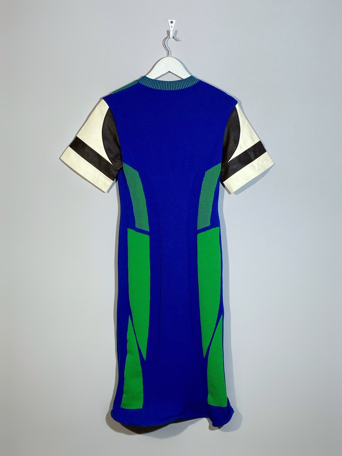 Louis Vuitton Louis Vuitton Runway Fall 2016 Mid Length Dress Blue Green Size S / US 4 / IT 40 - 14 Thumbnail