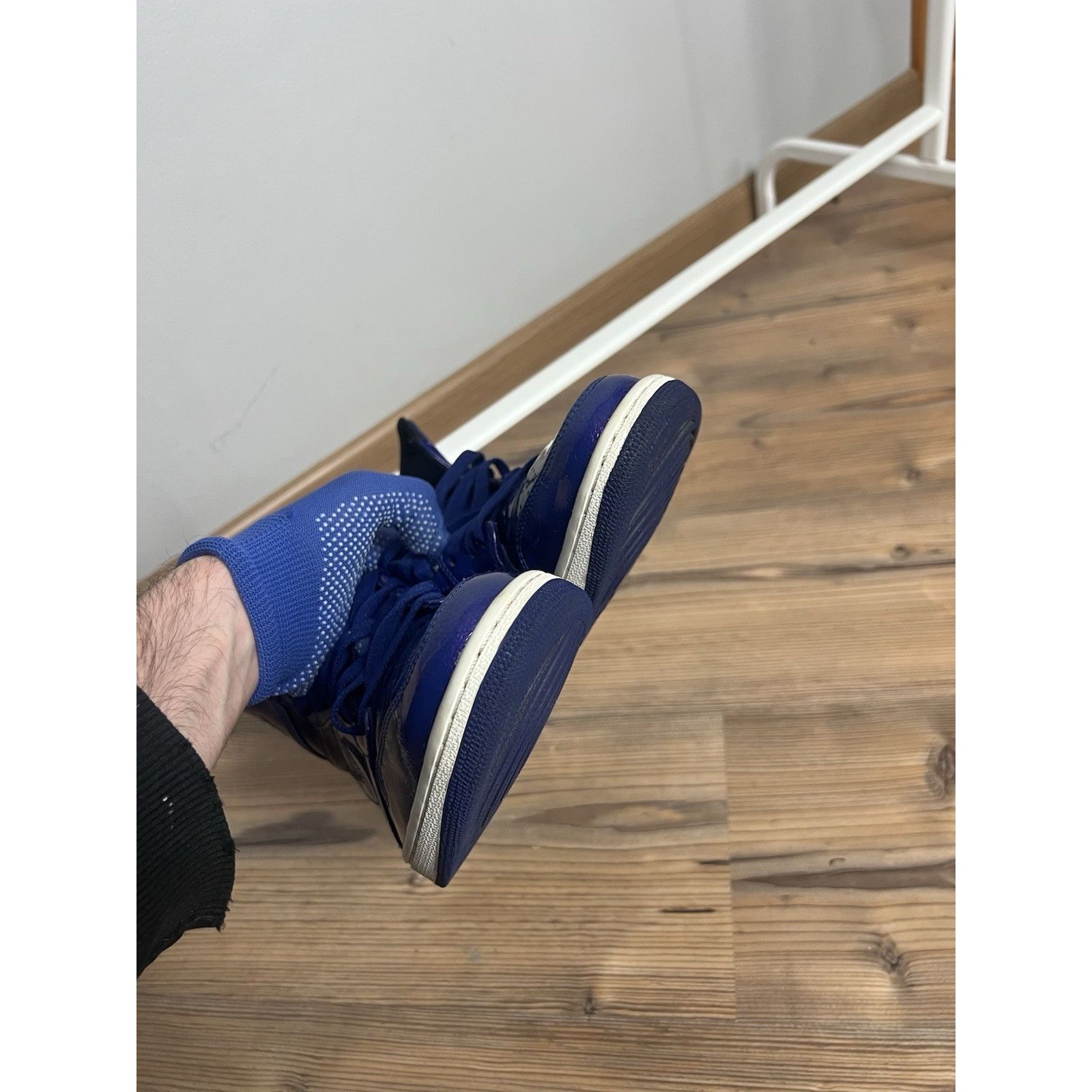 Jordan Brand Size 11 - Air Jordan 1 Retro High Deep Royal Size US 11/ EU Size US 11 / EU 44 - 12 Thumbnail